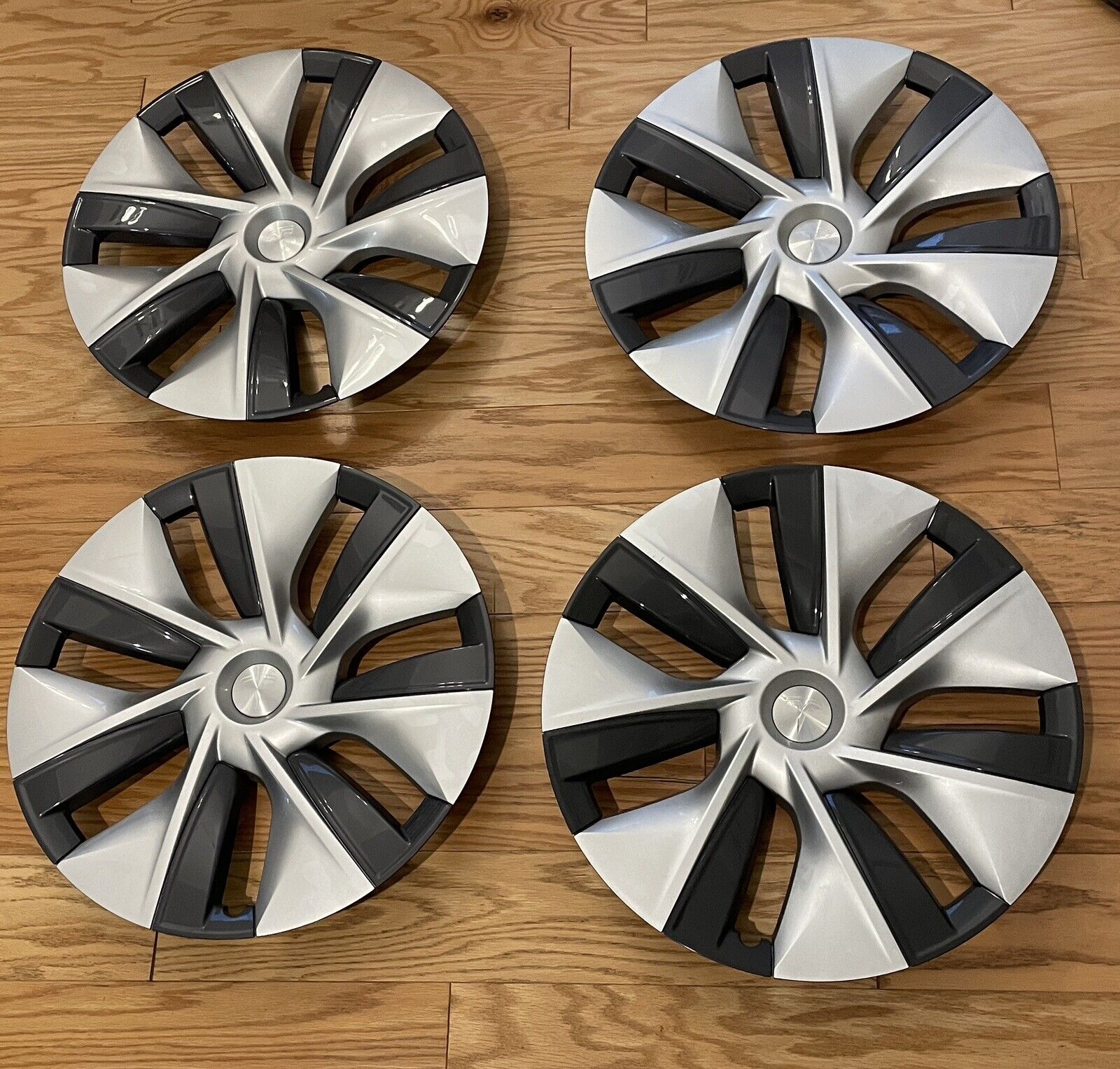 Four Tesla Gemini Silver Aero Wheel Covers  19