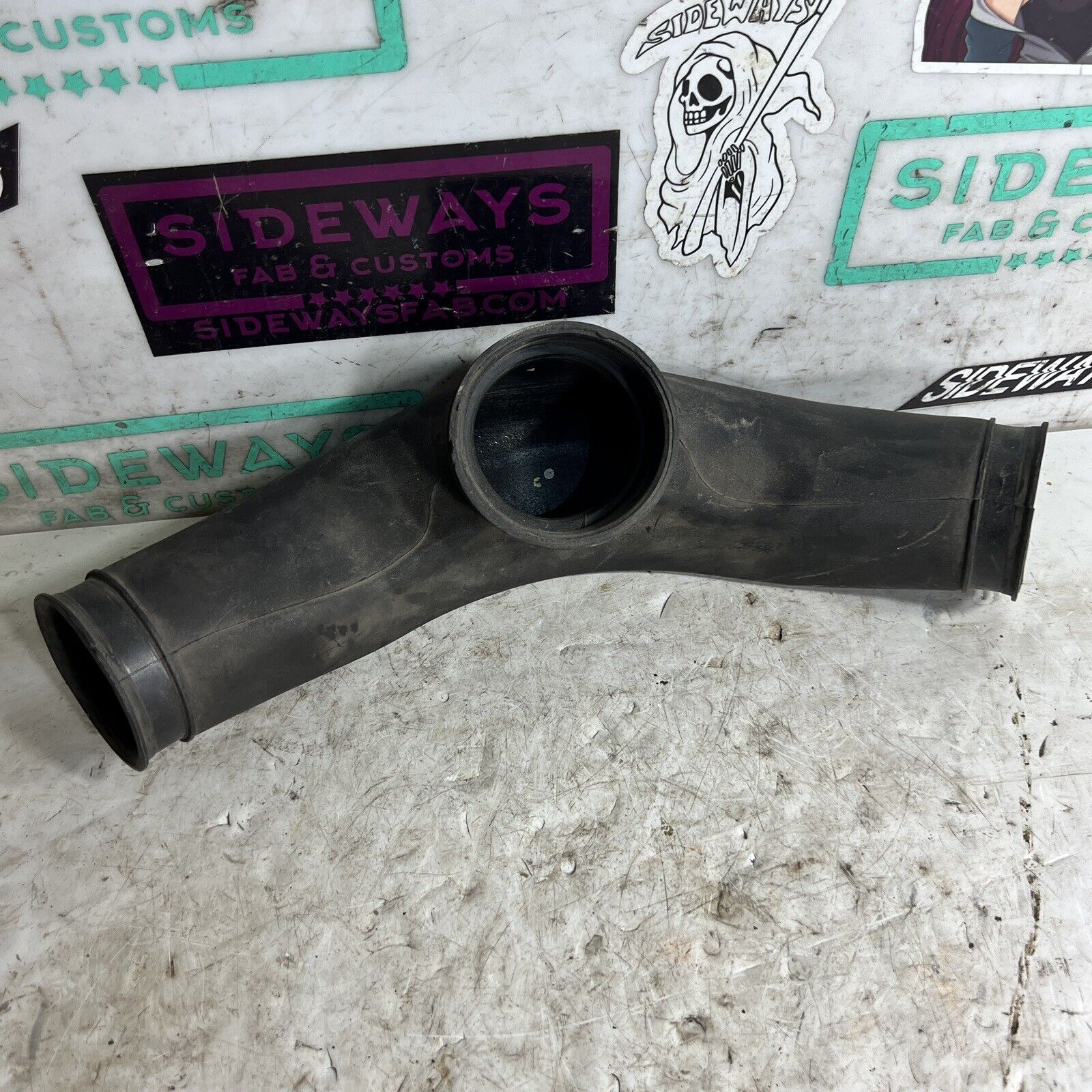 90-96 Nissan 300zx NA Center Air Intake Tube MAF Adapter Z32