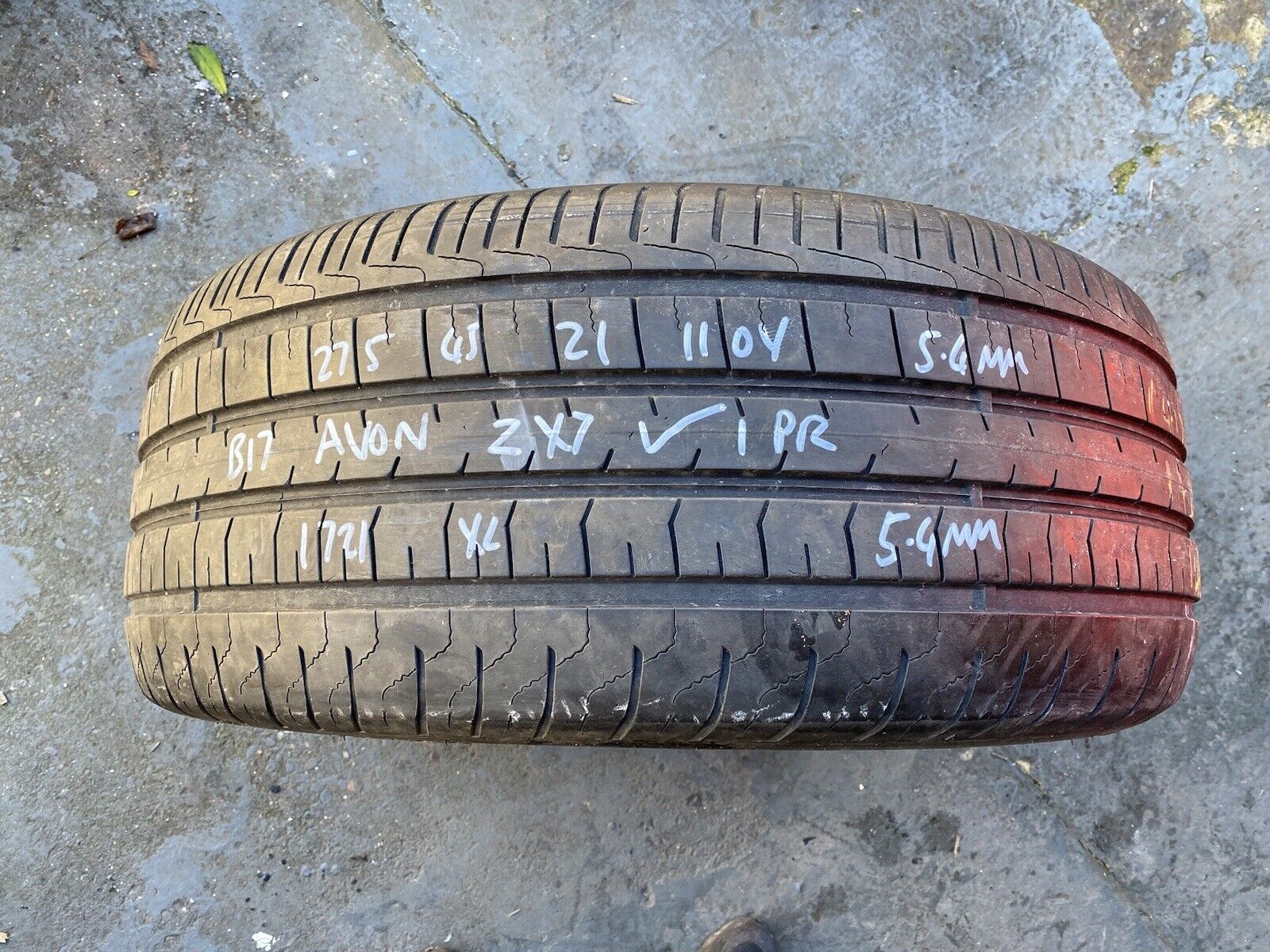 1x 275 45 21 Avon ZX7 110Y Tyre DOT 1721 5.4mm Part Worn XL