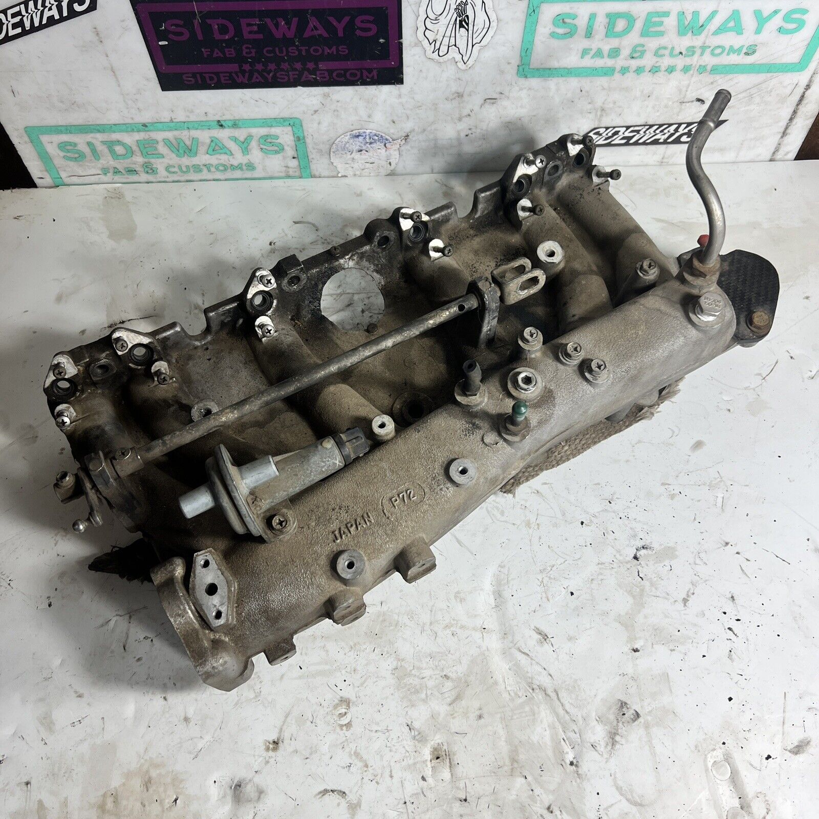 79-83 Nissan 280zx Engine Intake Manifold L28