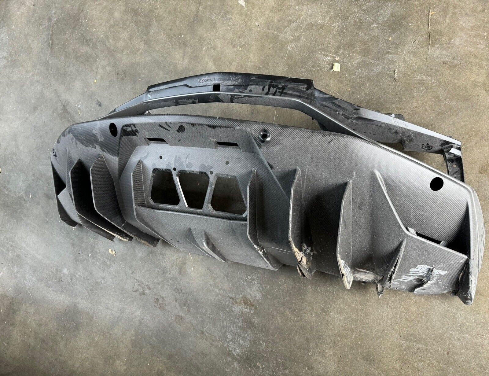 Lamborghini Aventador SVJ LP770 Rear Bumper With Carbon Fiber Diffuser OEM
