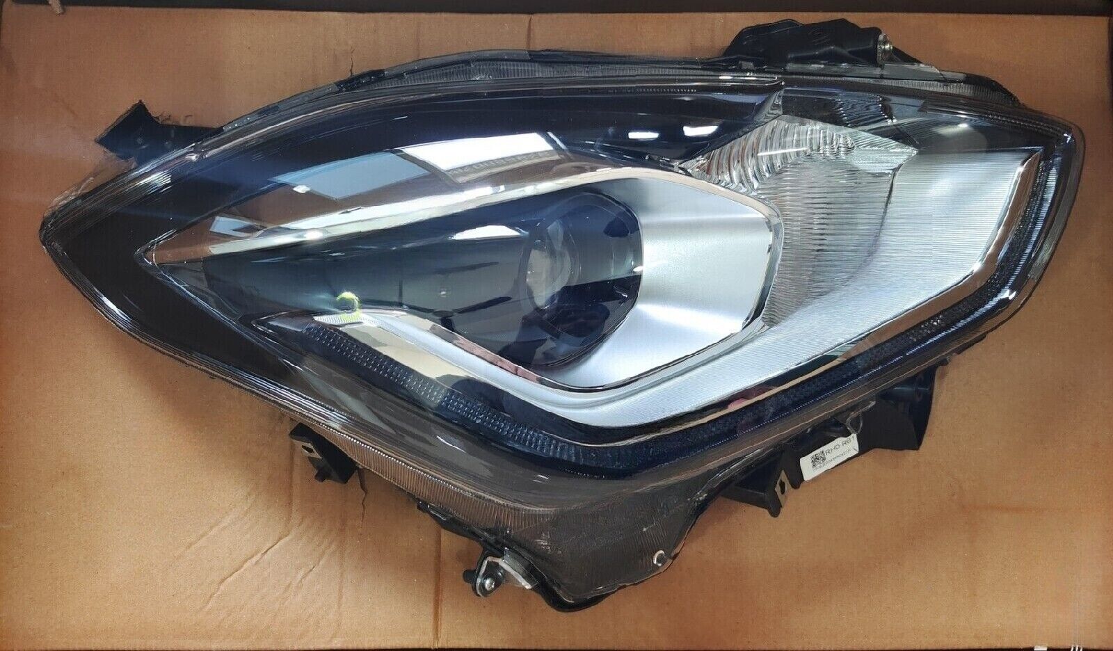 Genuine Front Head Light Lamp LED Right Fit For Suzuki Swift 2018 To 2022