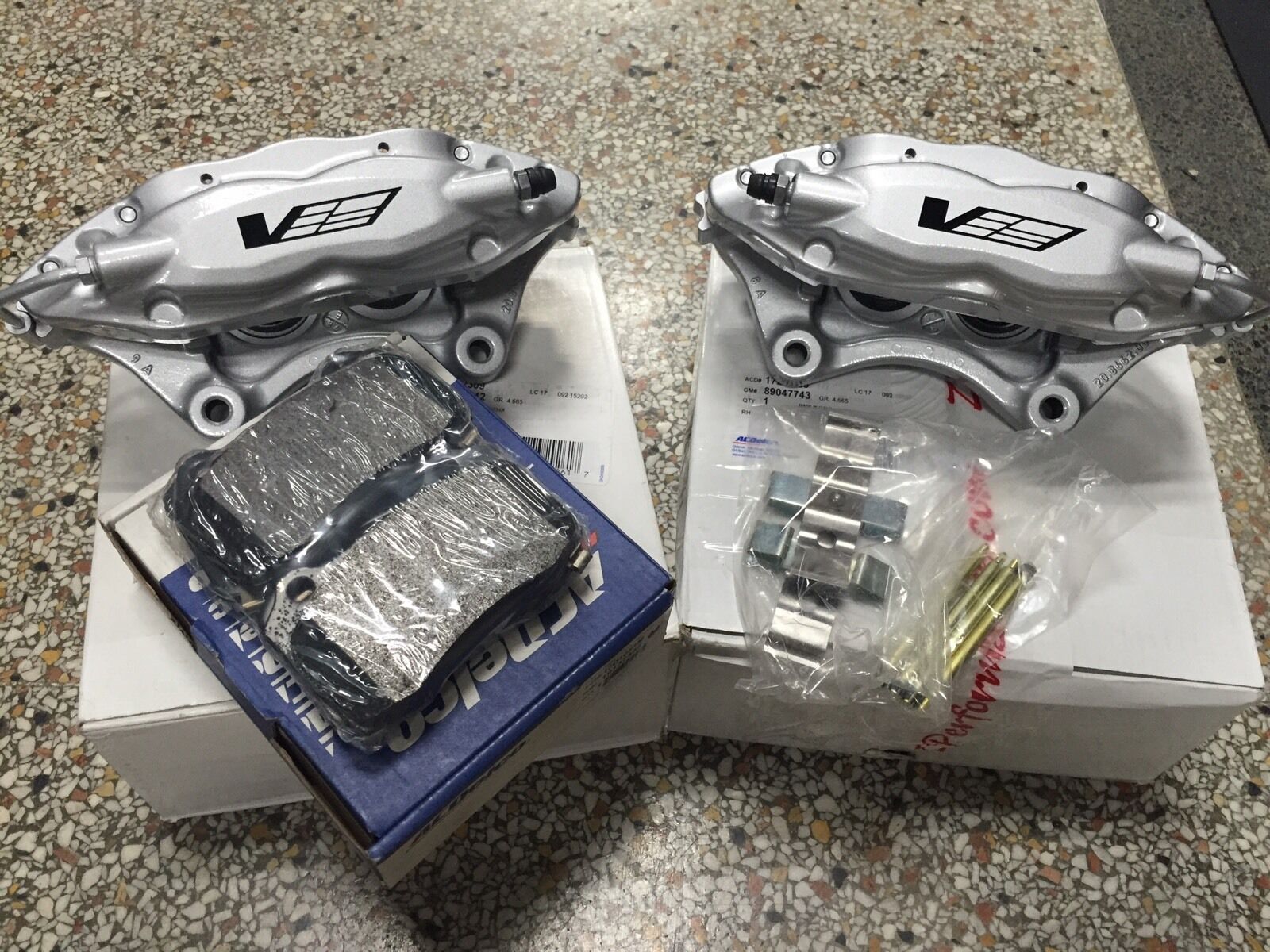 Cadillac CTS-V Brembo Silver 4 Piston Rear Calipers Pair w/ GM Brake Pads + Pins