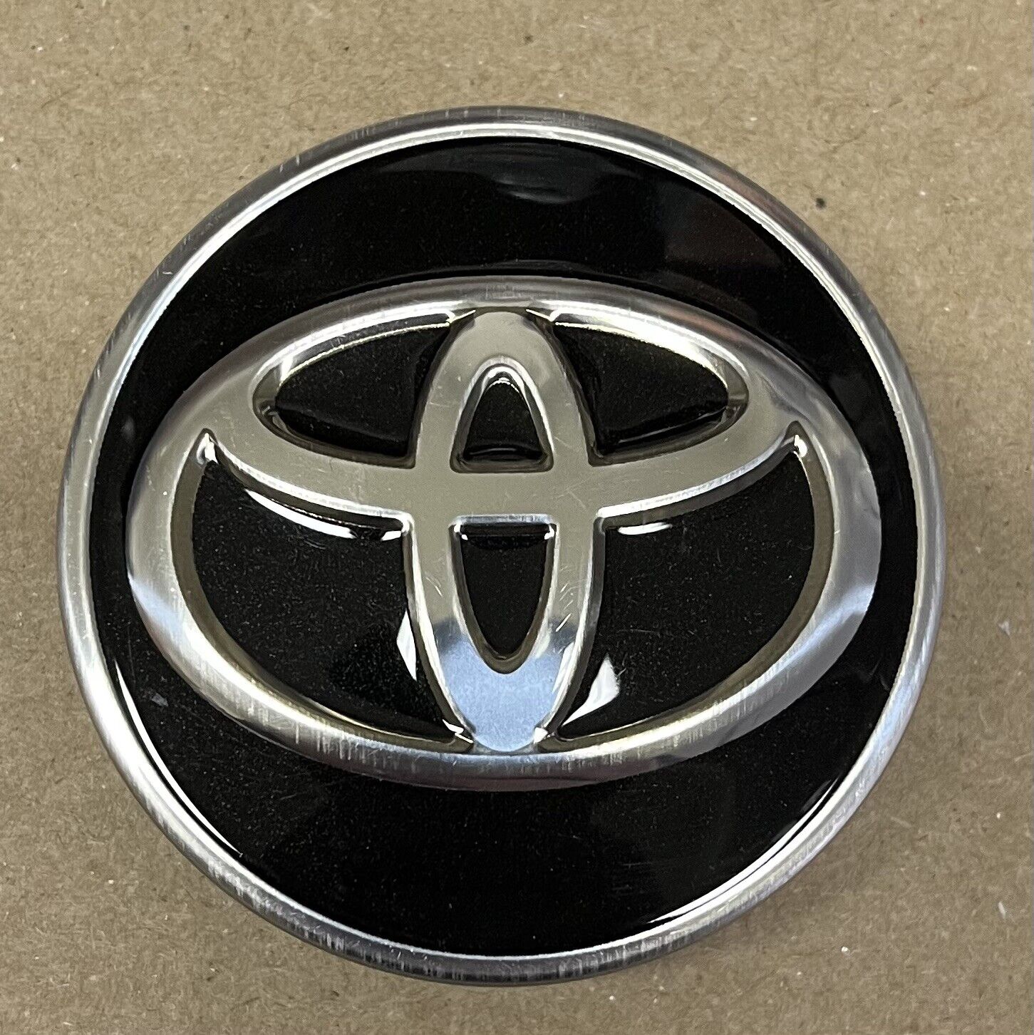 Toyota Camry Highlander Sienna Avalon Center Cap 42603-08010 2019-2023 *NEW*