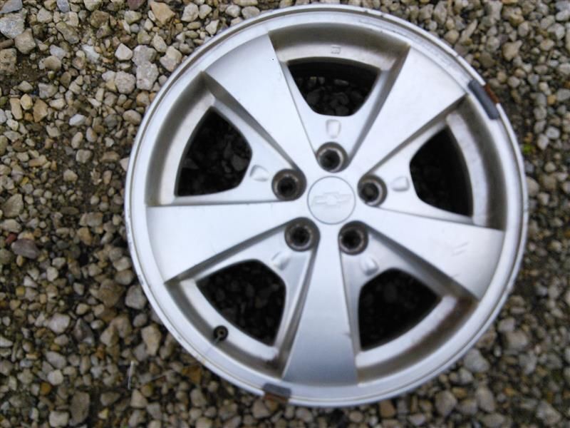 Wheel 16x6 Aluminum 5 Spoke Silver Finish Opt PG0 Fits 00-02 CAVALIER 185867