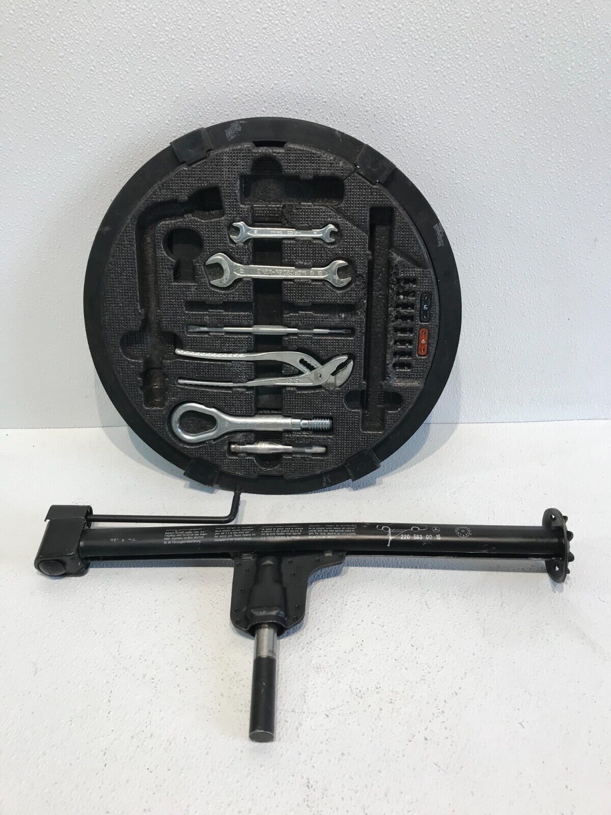 00-06 Mercedes W215 CL600 S500 S55 AMG Emergency Spare Tire Jack Tool Kit OEM