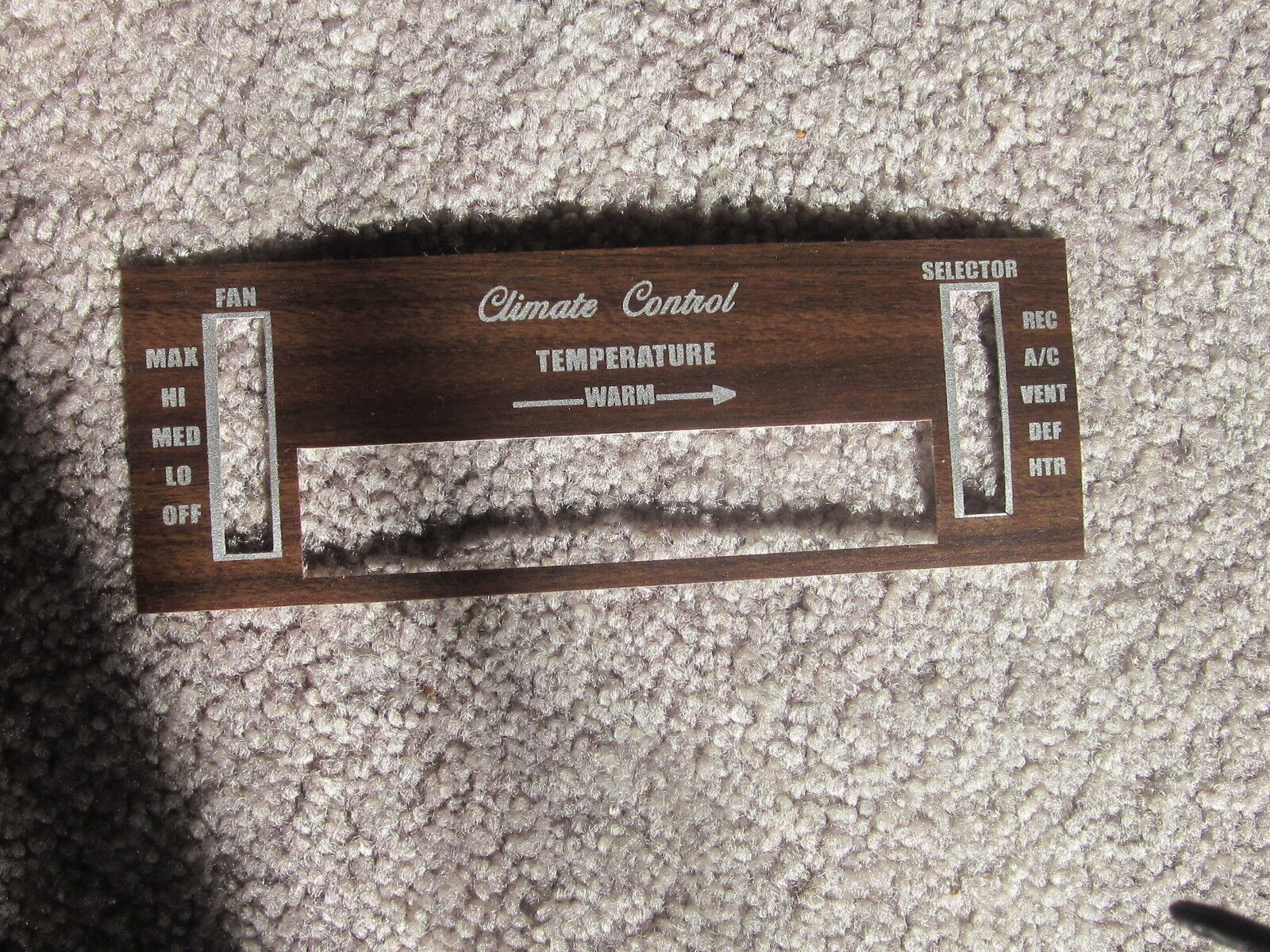 1970-72 skylark and gs temperature control wood grain trim for models with air