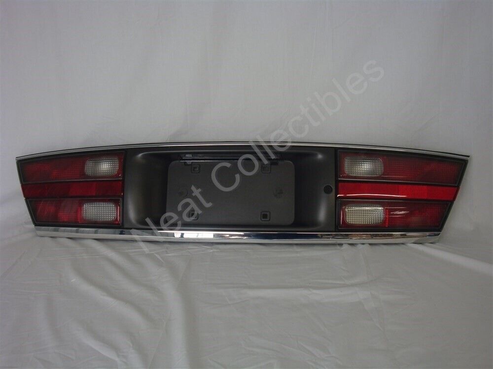NOS OEM Buick Park Avenue Ultra Rear Backup Tail Panel Lamp 1997