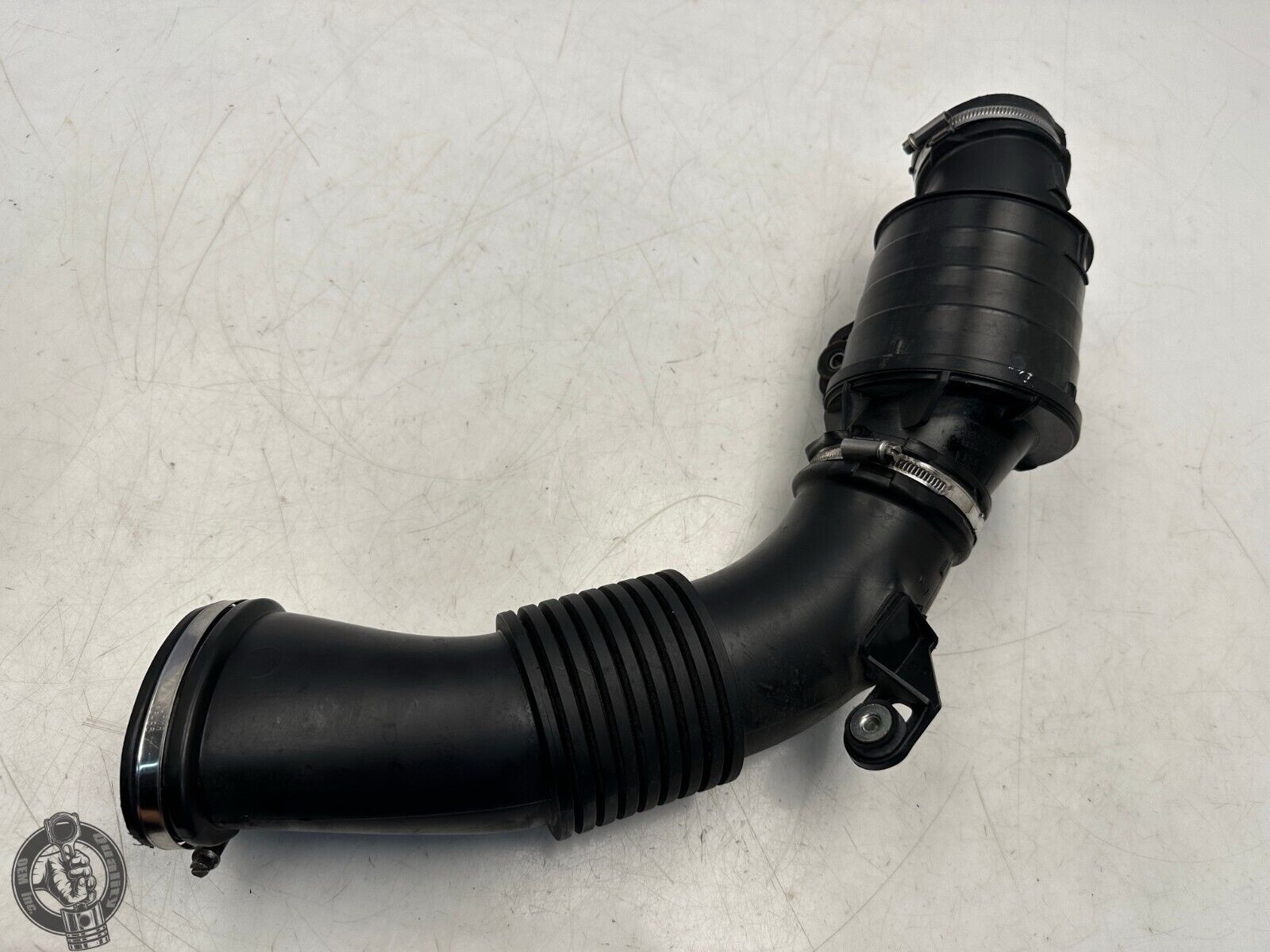 2014-2021 JAGUAR F-TYPE 3.0 ENGINE RIGHT SIDE AIR INTAKE HOSE DUCT TUBE PIPE OEM