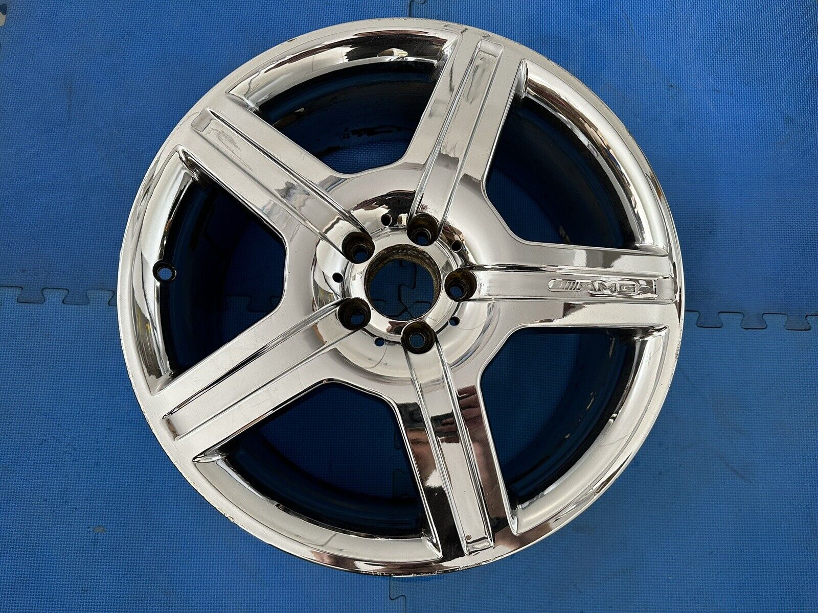 2007 - 2010 Mercedes CL550 CL600 AMG One Used Front Factory Chrome Rim Wheel 19”