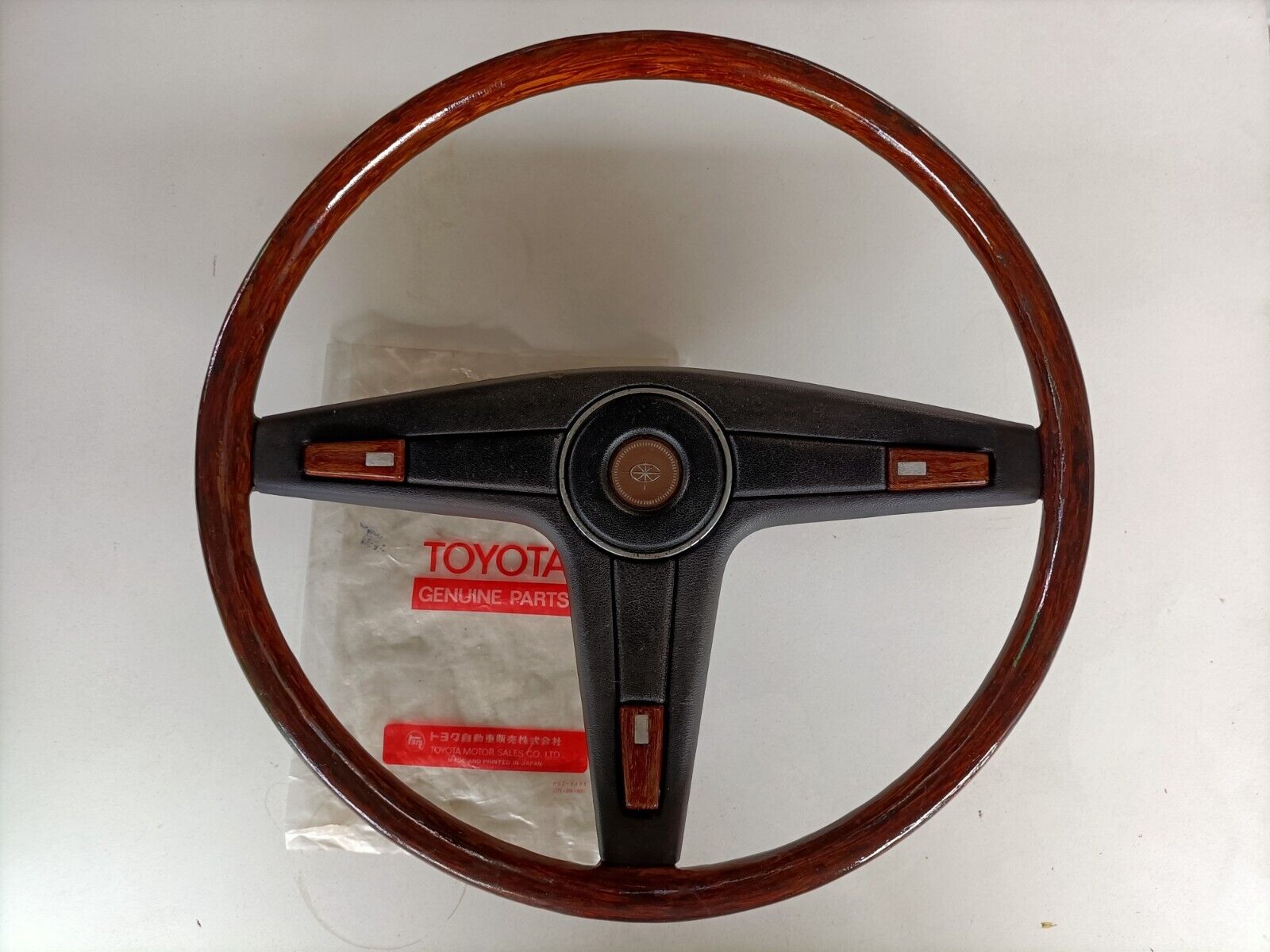 Used/Genuine Steering Wheel Wood For TOYOTA CORONA RT80 RT100