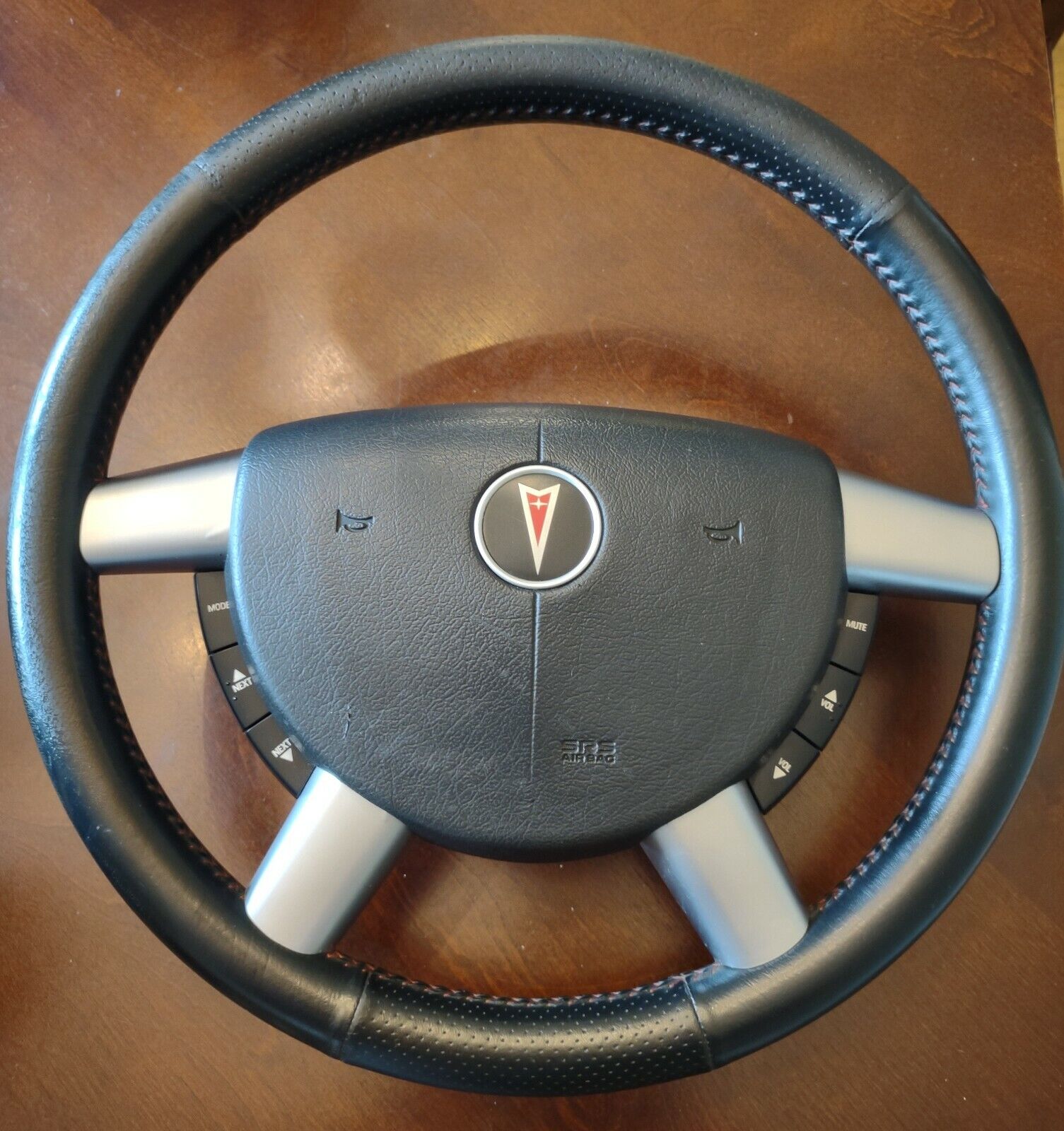 2004-2006 Pontiac GTO Steering Wheel