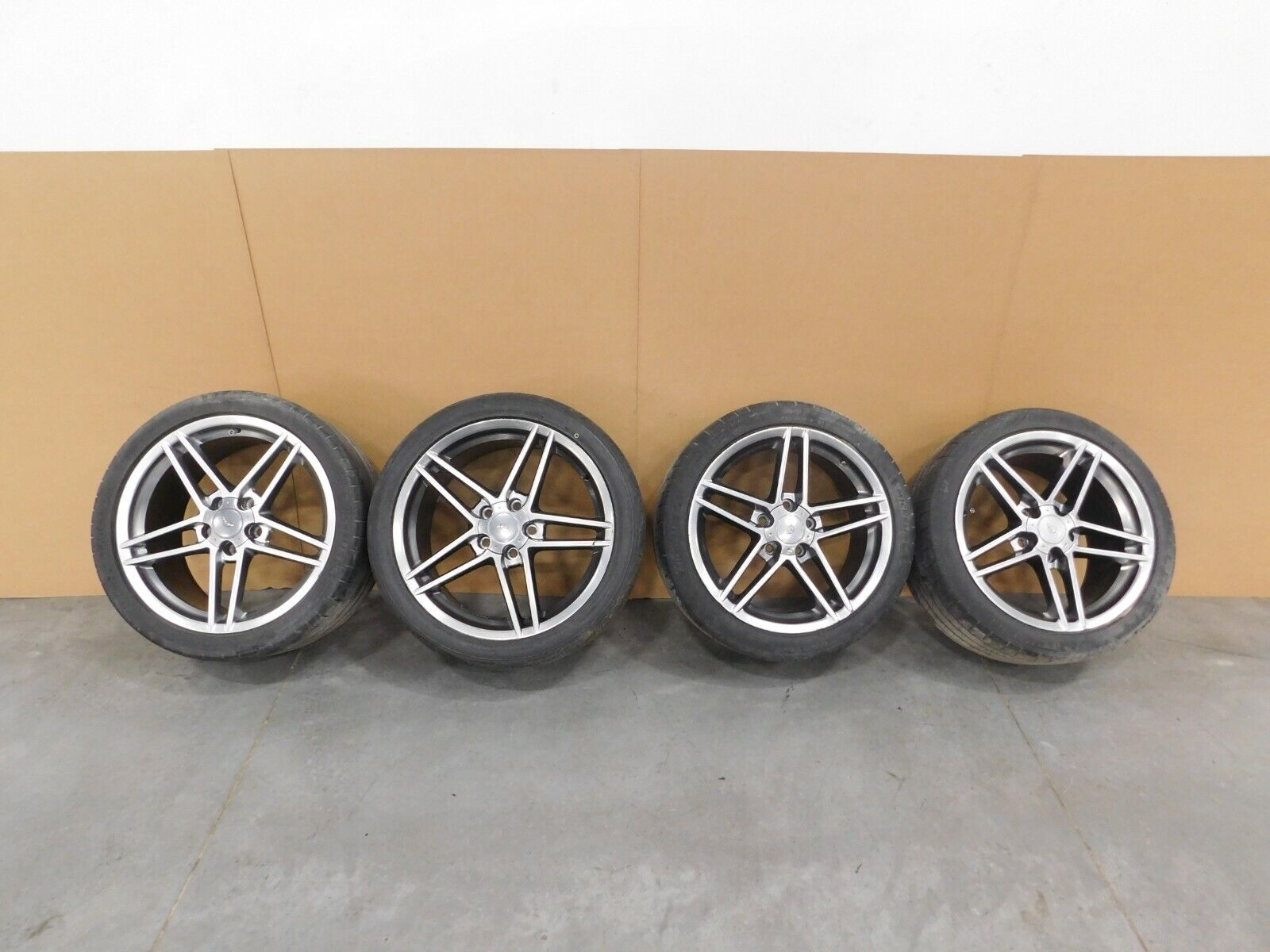 Chevy Corvette C6 Z06 Staggered Wheel / Tire Set #5804 Y8