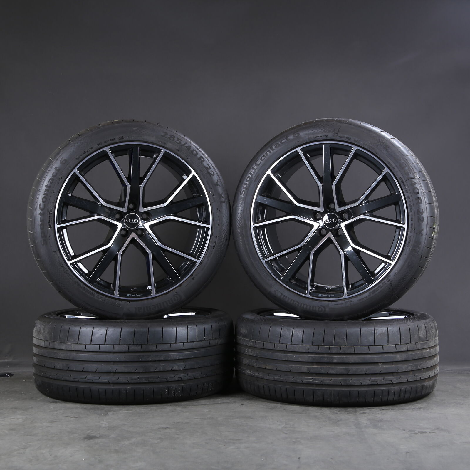 22 Inch Summer Wheels Original Audi Q8 SQ8 4M 4M8601025CP Performance Tires