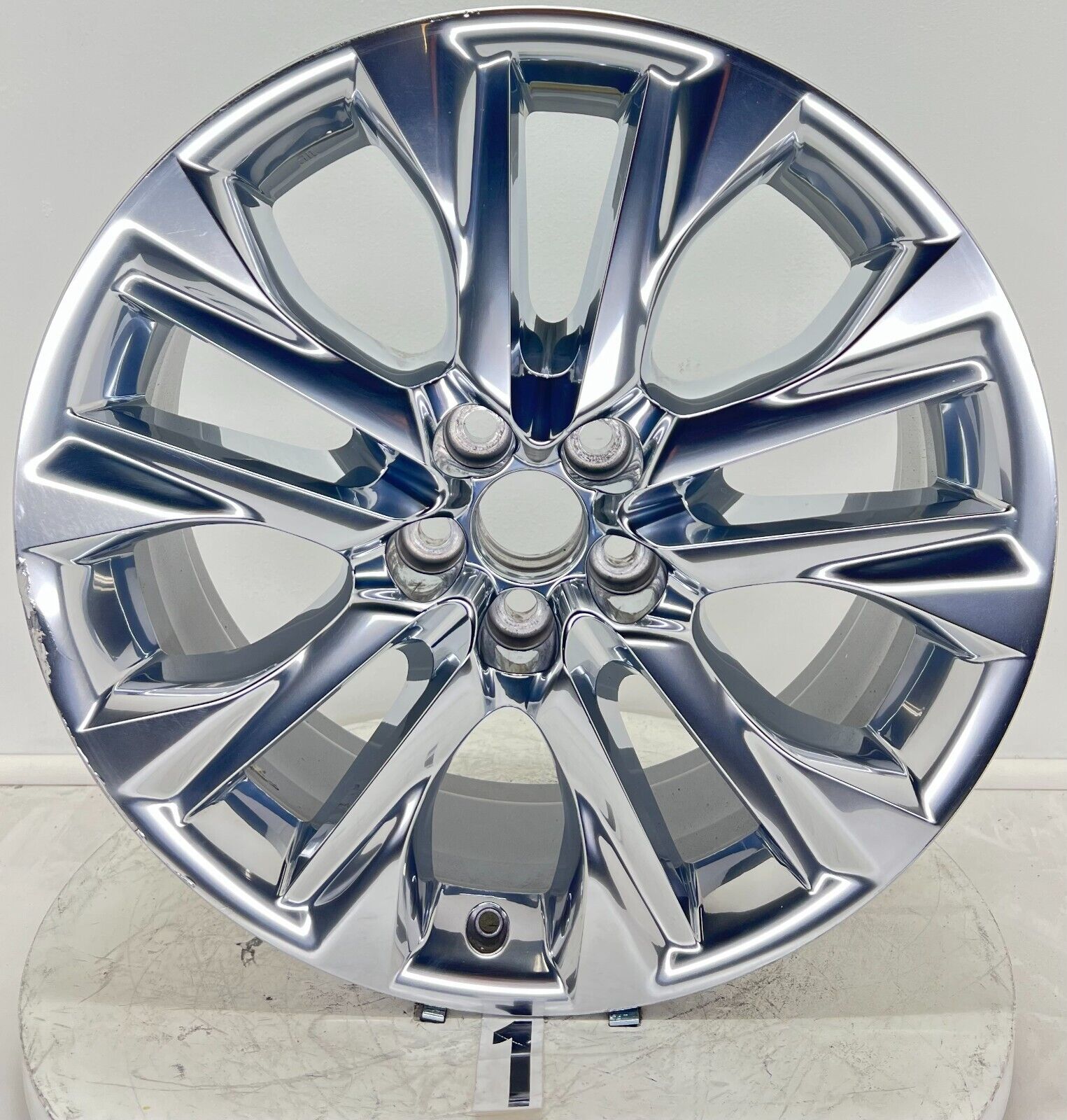 20x8 ET35 5x4.5 Chrome Clad Wheel Toyota Highlander 4260D0E030 75265 560-75265