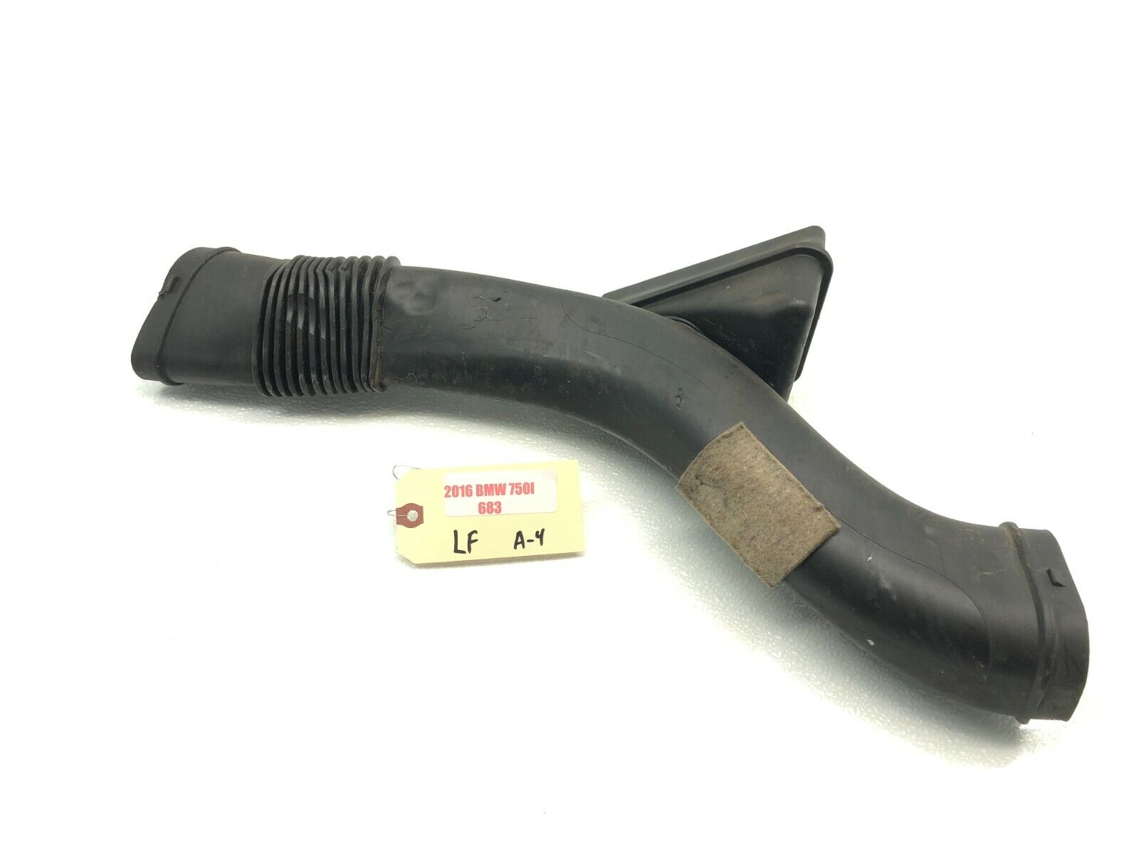 2016-2019 BMW 750I G12 LEFT DRIVER FRONT AIR INTAKE DUCT TUBE OEM