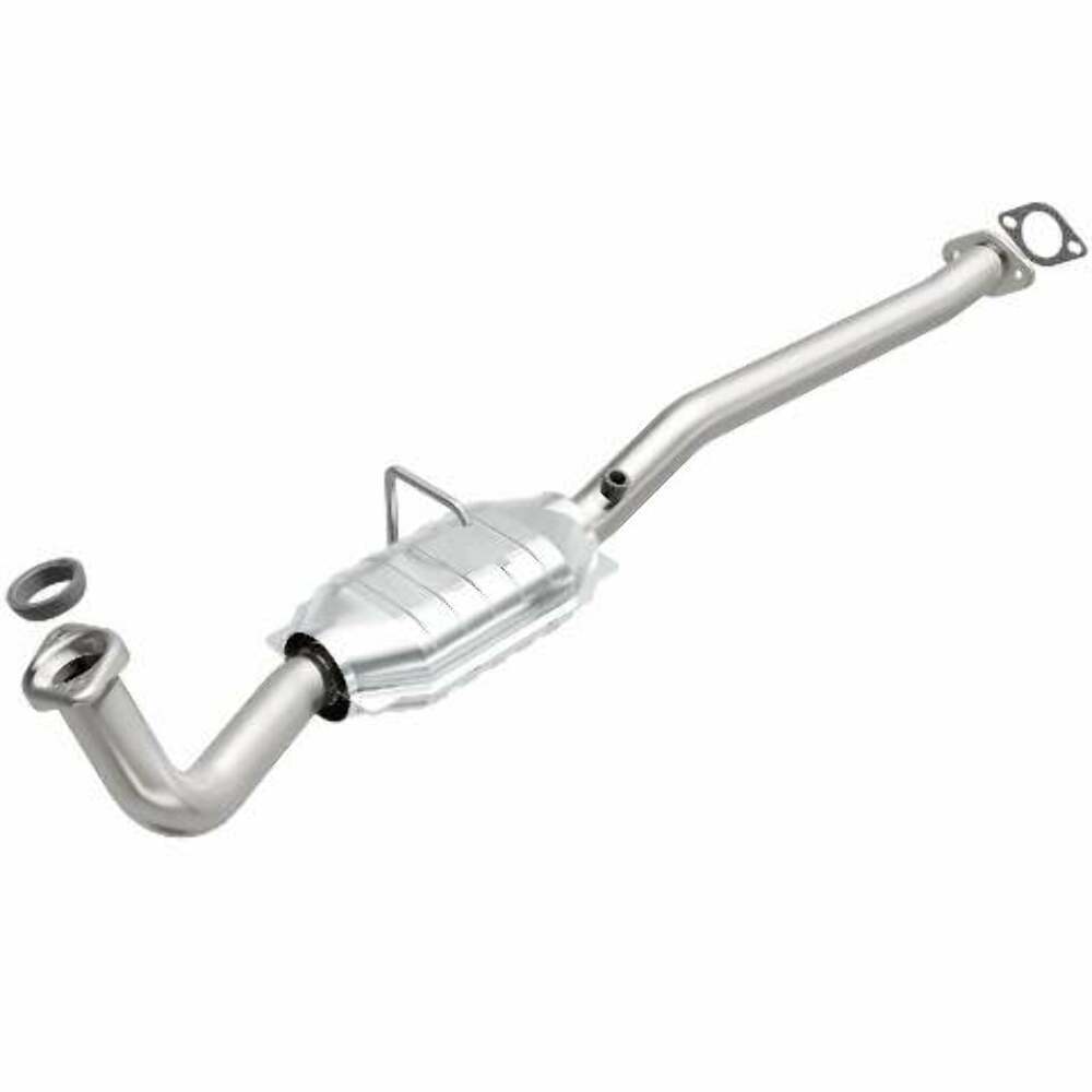 Fits 98-01 Metro/Swift 1.3 rr OE Direct-Fit Catalytic Converter 49563 Magnaflow
