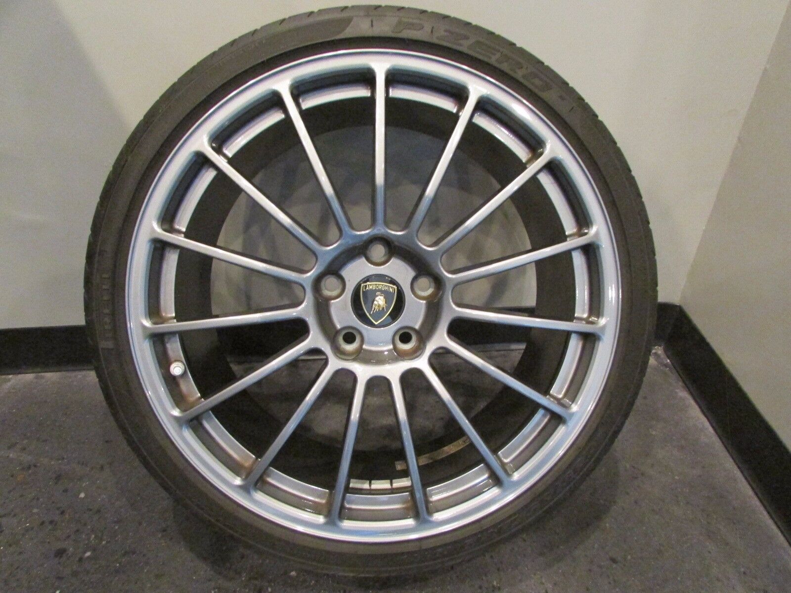 Lamborghini Gallardo, Front Wheel, Scorpius Style, Grey, Used, P/N 400601017AL