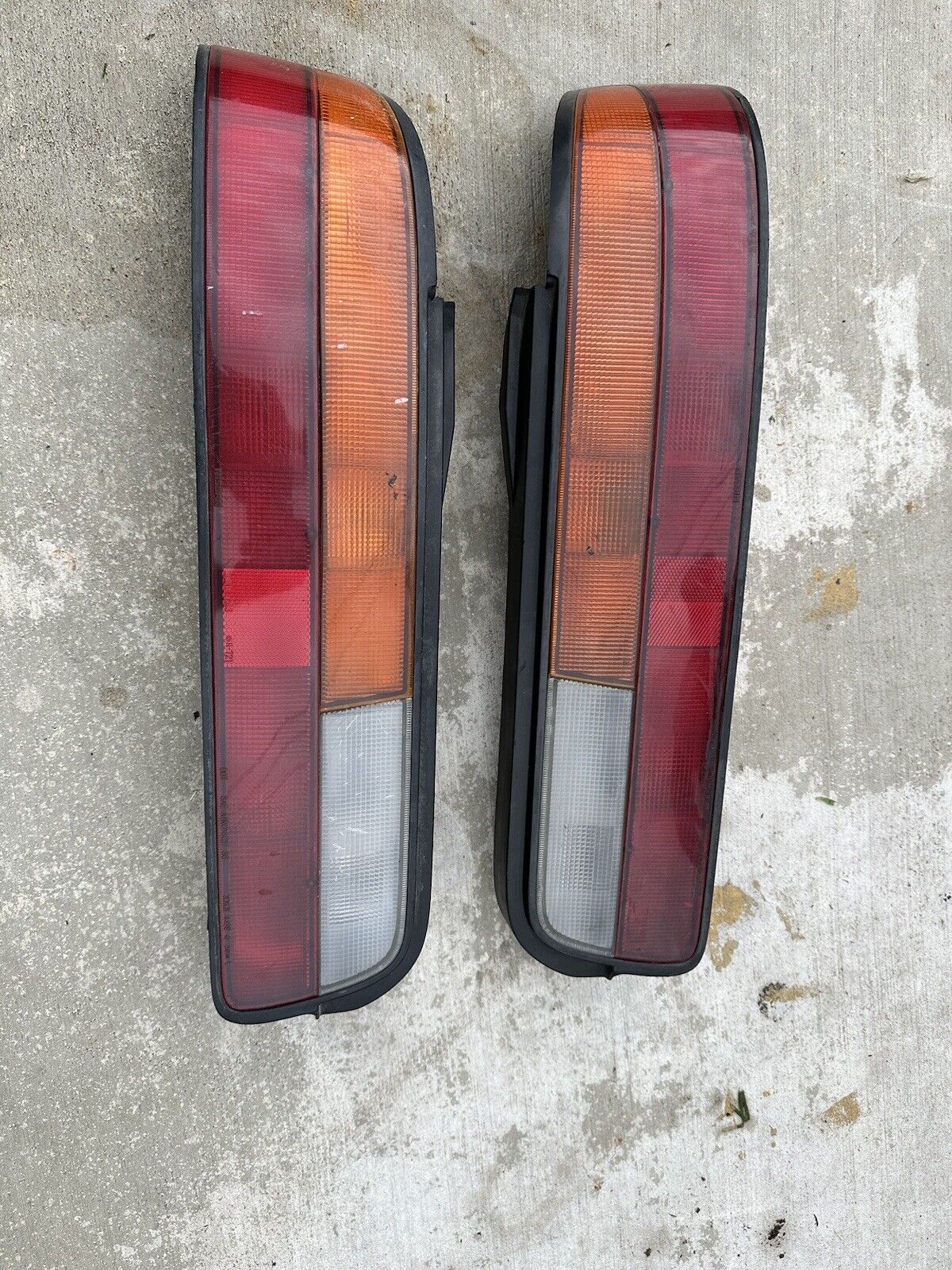 89 To 94 nissan 240sx s13 coupe Rear ￼tail lights