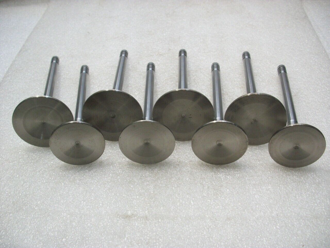 Pinto 2.0L Intake and Exhaust Valve Set