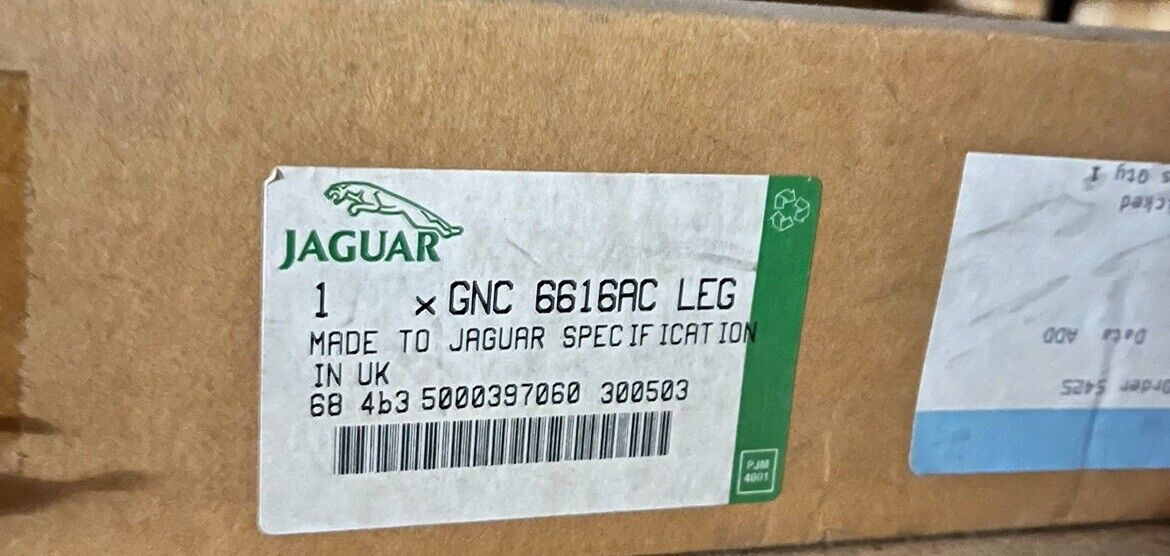 NEW Genuine Jag XJ Series X308 Middle Windshield Demister Grille GNC6616ACLEG