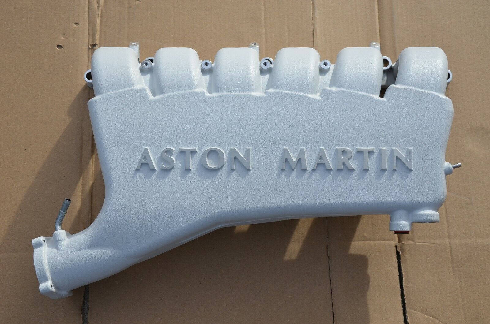 12-18 Aston Martin Vantage Vanquish Intake Manifold Left Side CD33-9424-BA AM310