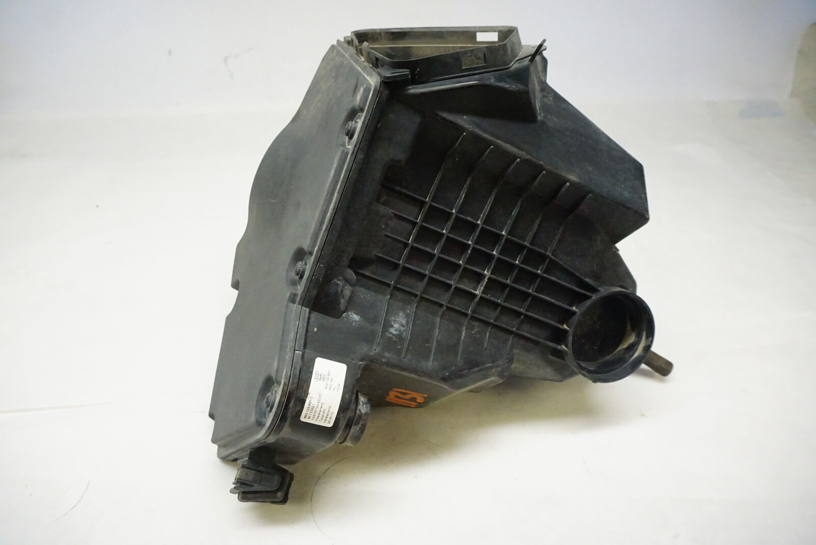 2009-2012 AUDI Q5 V6 Engine Intake Air Cleaner Box 8K0133837E