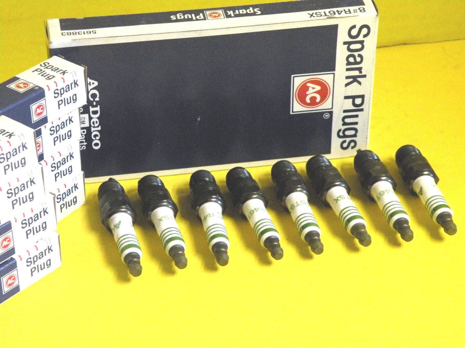FIREBIRD OMEGA AC Spark Plugs # R46TSX with GREEN STRIPE RINGS SET of 8