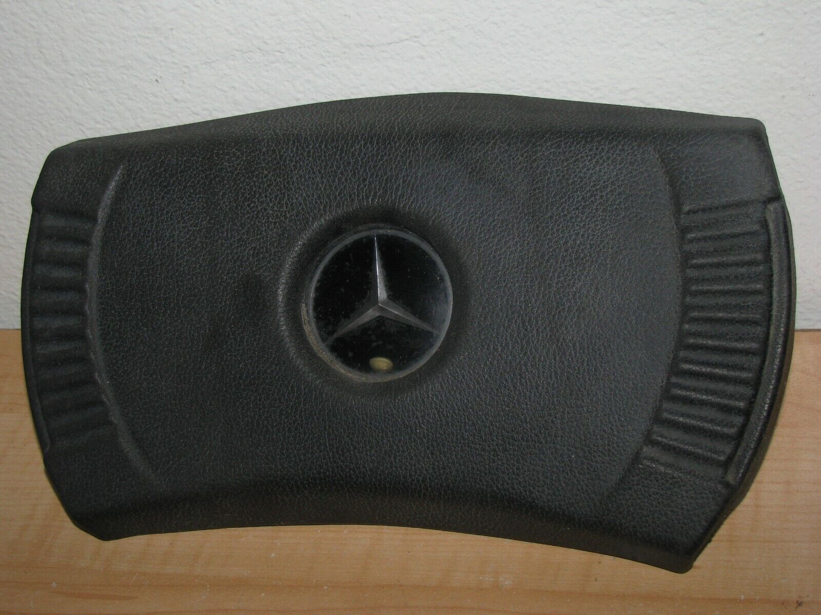 Mercedes Benz W115 240D 250 280 300 Steering Wheel Horn Pad OEM