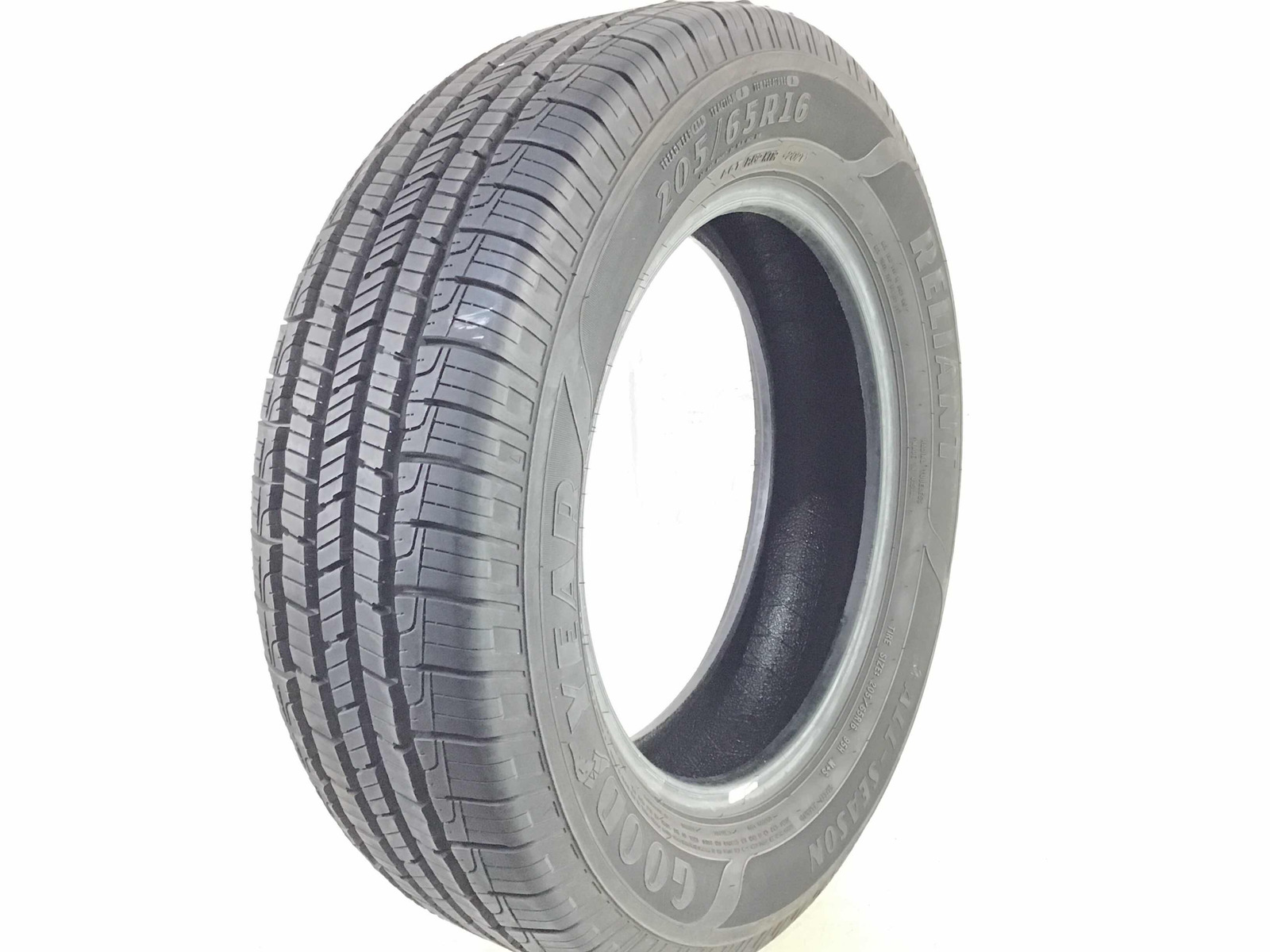 P205/65R16 Goodyear Reliant All-Season 95 H Used 9/32nds