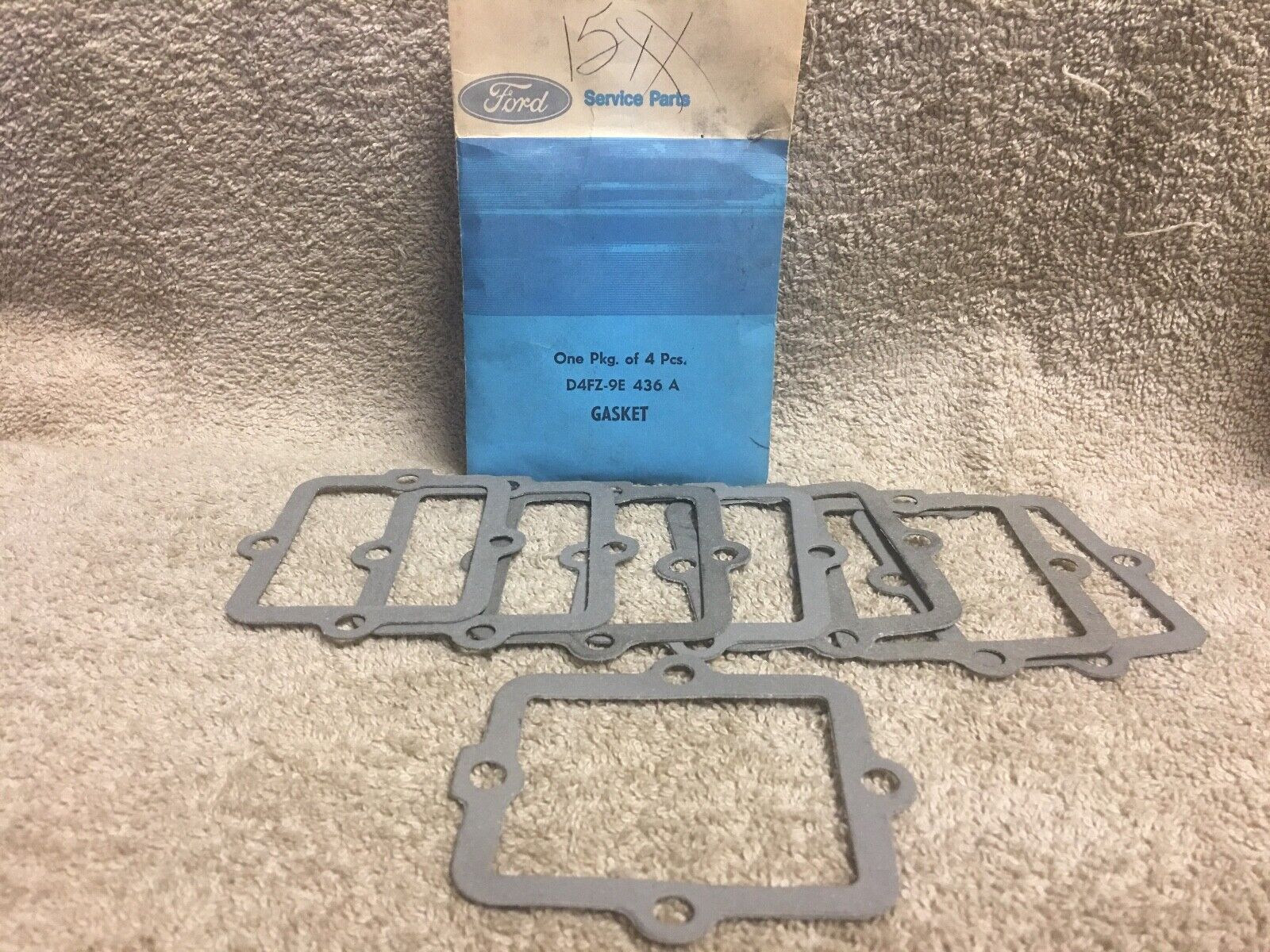 NOS FORD D4FZ-9E436-A 74-80 MUSTANG II PINTO 2300cc INTAKE MANIFOLD COVER GASKET