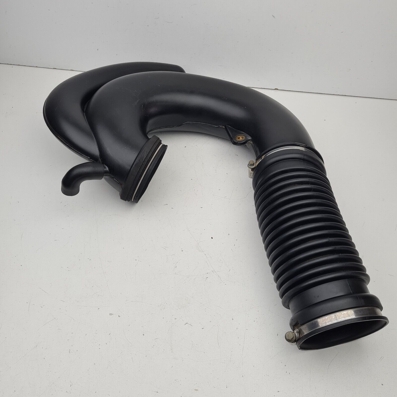 Ford Falcon Territory Air Intake Pipe 6 Cylinder BA BF SX SY No Spacers