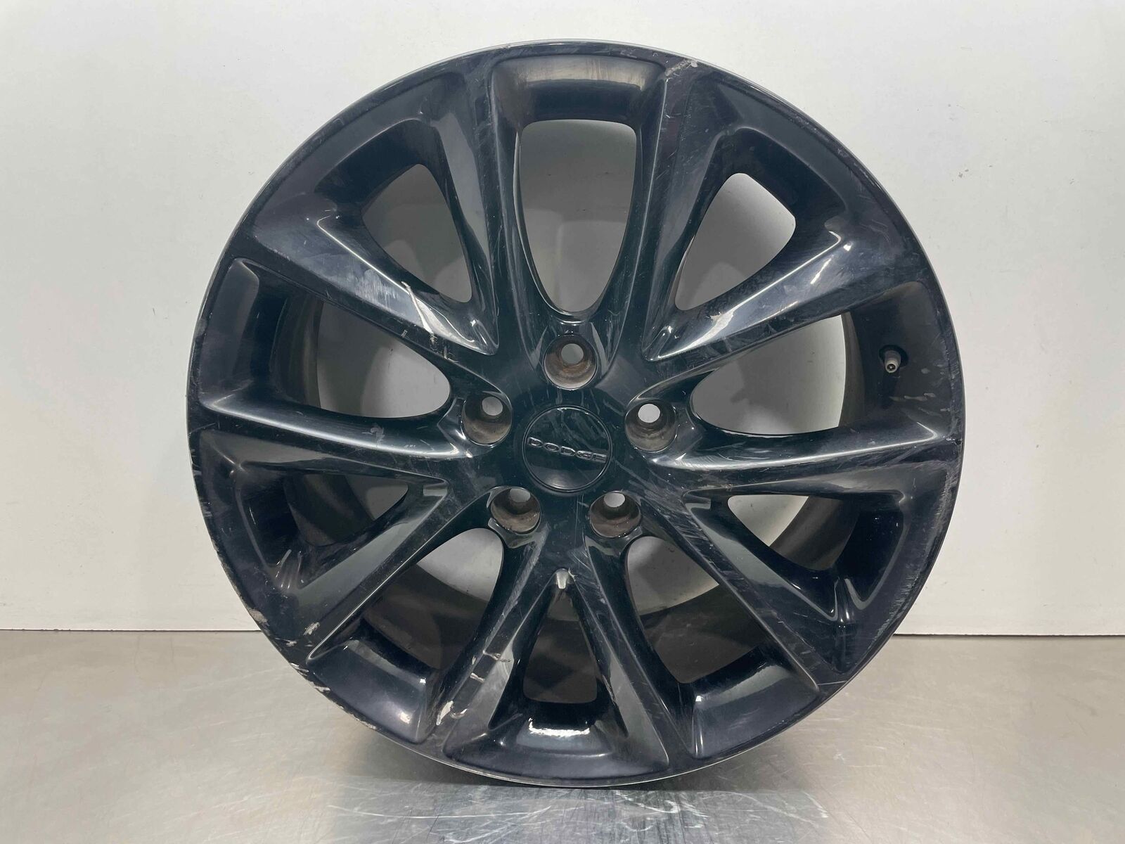 2017 Dodge Durango Wheel Rim 20x8 Alloy 5 V Spoke Factory *SCUFFS OEM 1xc17trmaa
