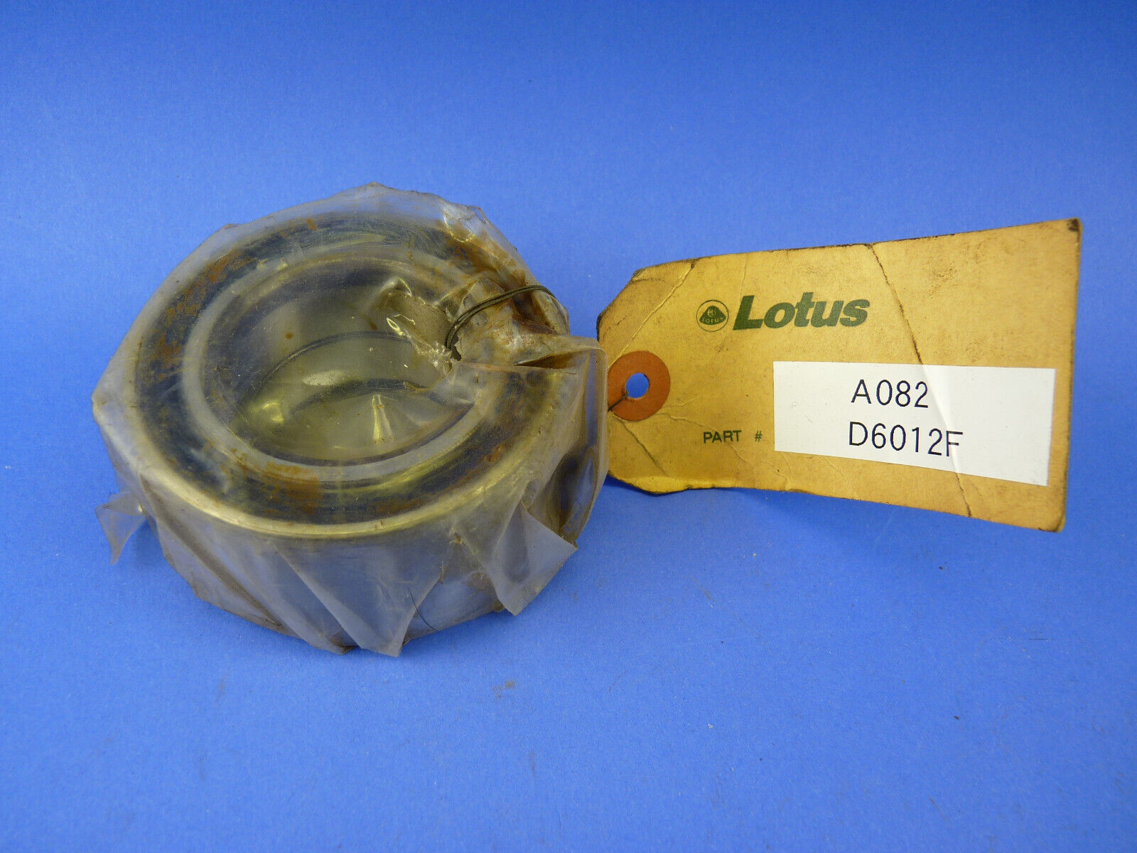 Lotus NOS Esprit Turbo SKF rear wheel bearing A082D6012F