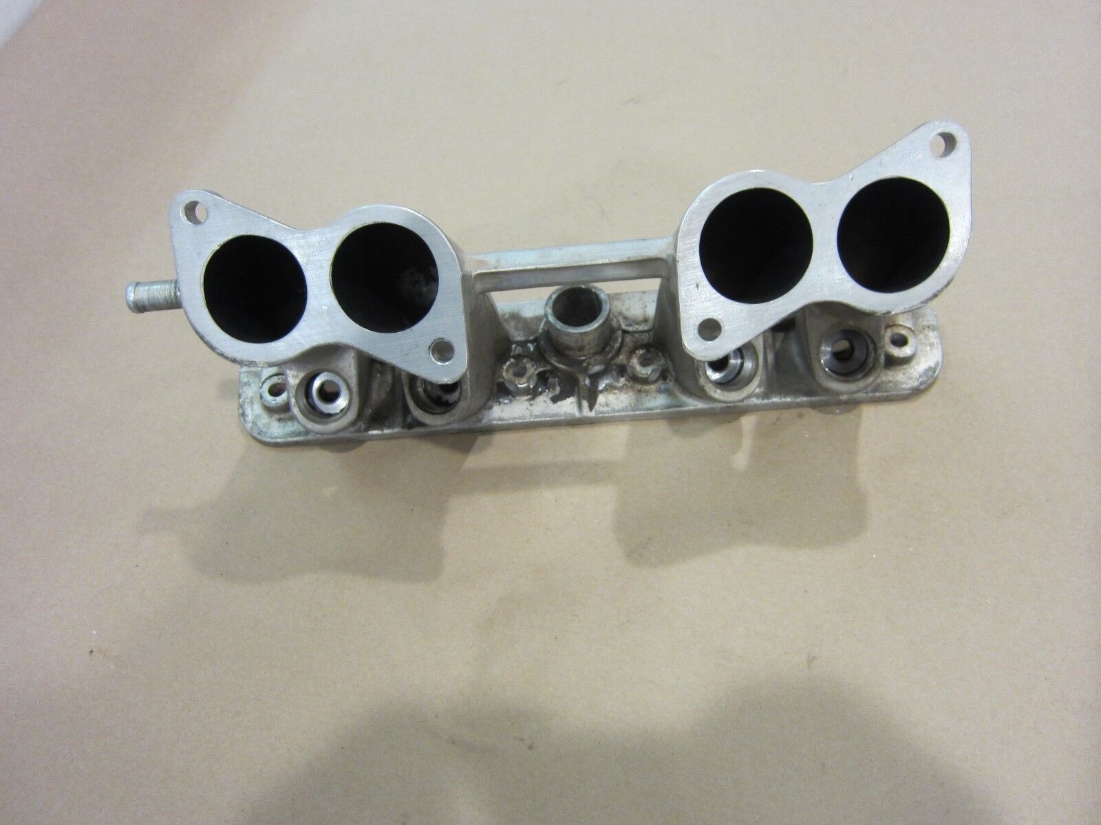 Ferrari 308, Mondial 8 - LH / 2V Intake Manifold Plenum Tubes Part# 114987