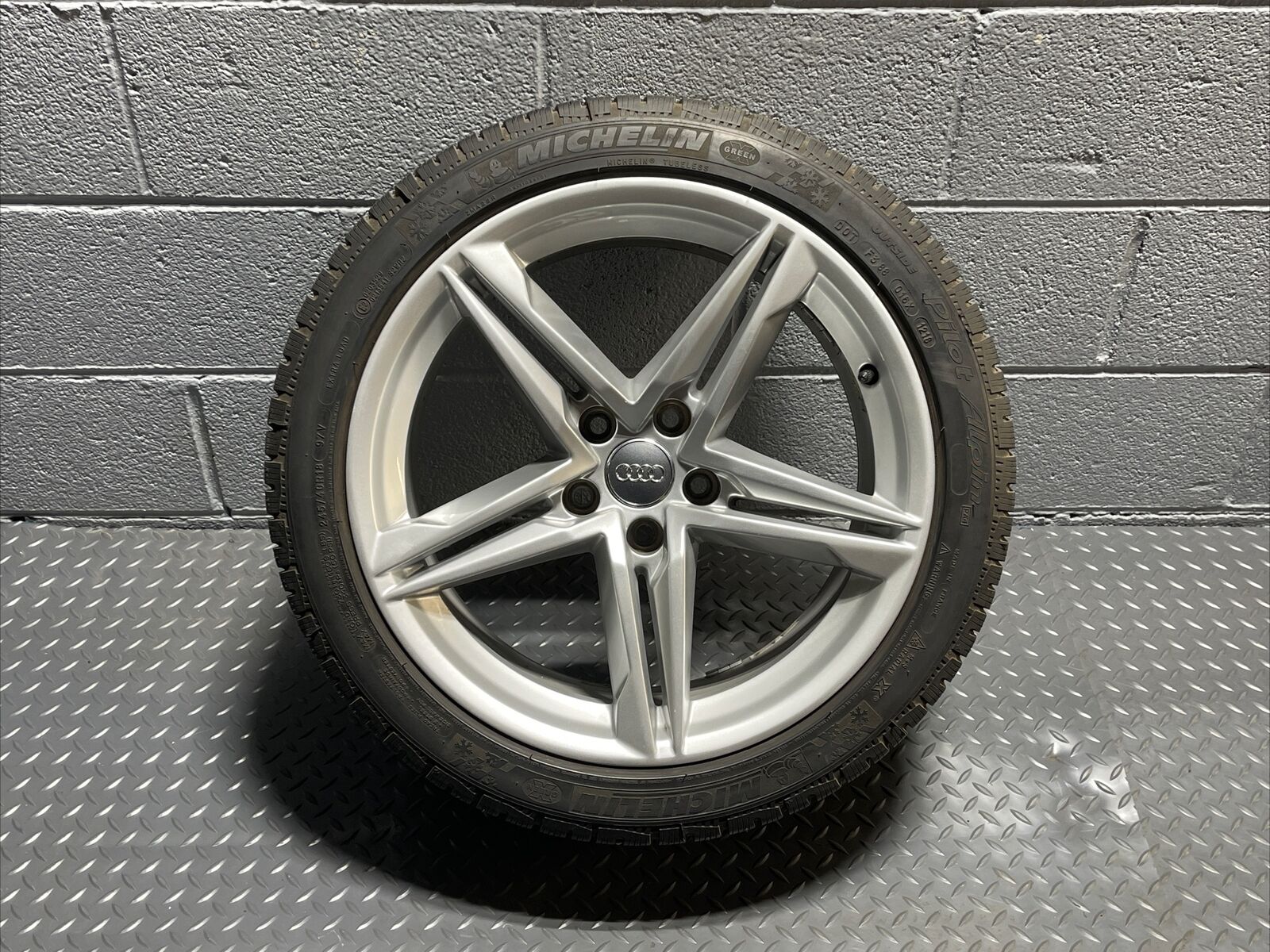 🚘 2018 - 2022 Audi S5 A5 Sportback Rim Tire Wheel 8.5x18H2 ET29 OEM *NOTE* 🔩