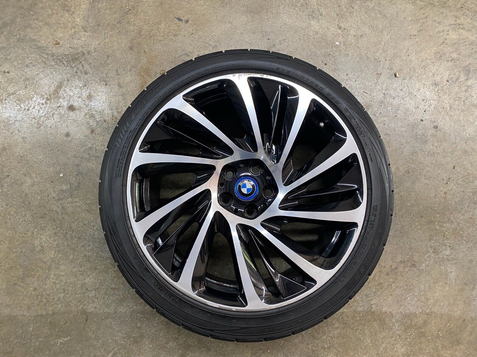 2014-2020 BMW i8 20” Factor Wheel Rim Tire Right Rear Machined Black OEM 86207