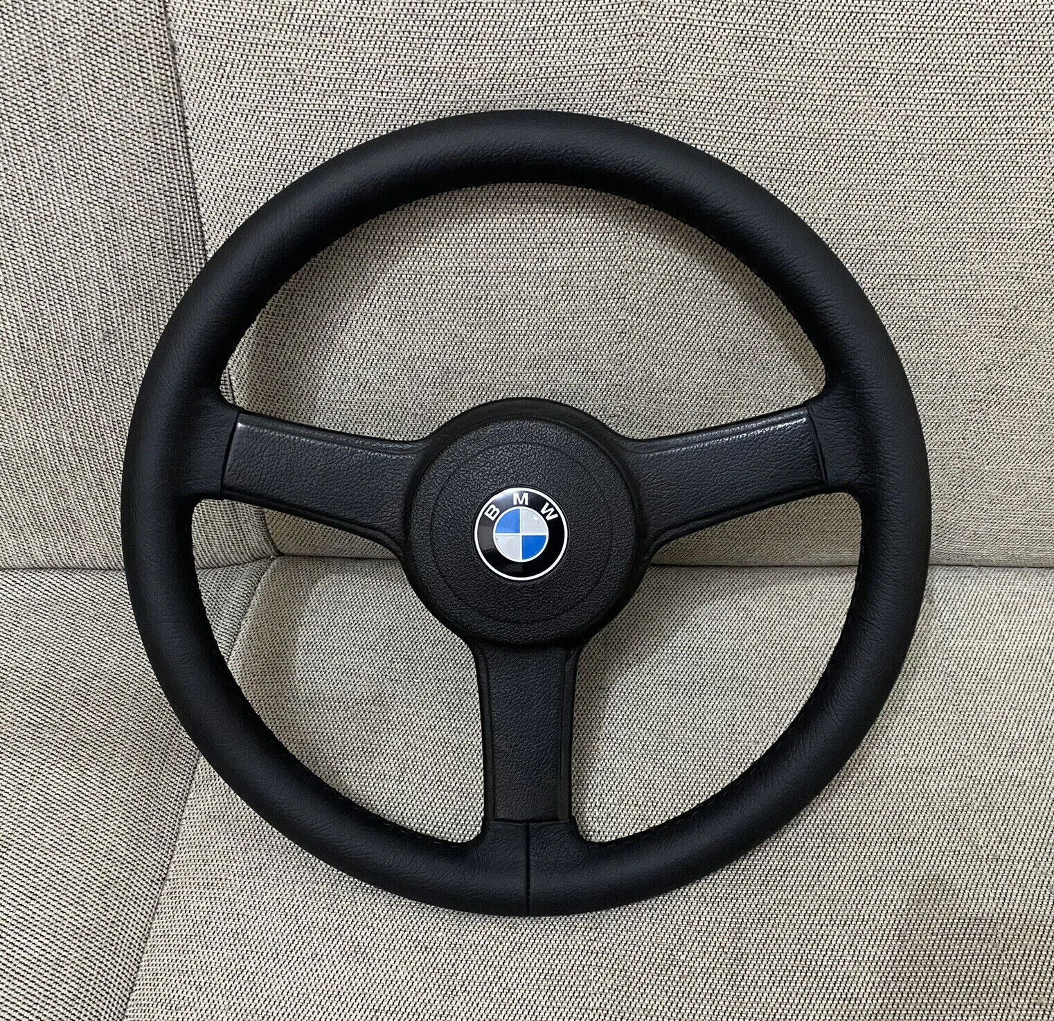 BMW E21 steering wheel 3 spoke sport EURO 320iS 323i E9 E12 E23 E24 E28 2002 E3