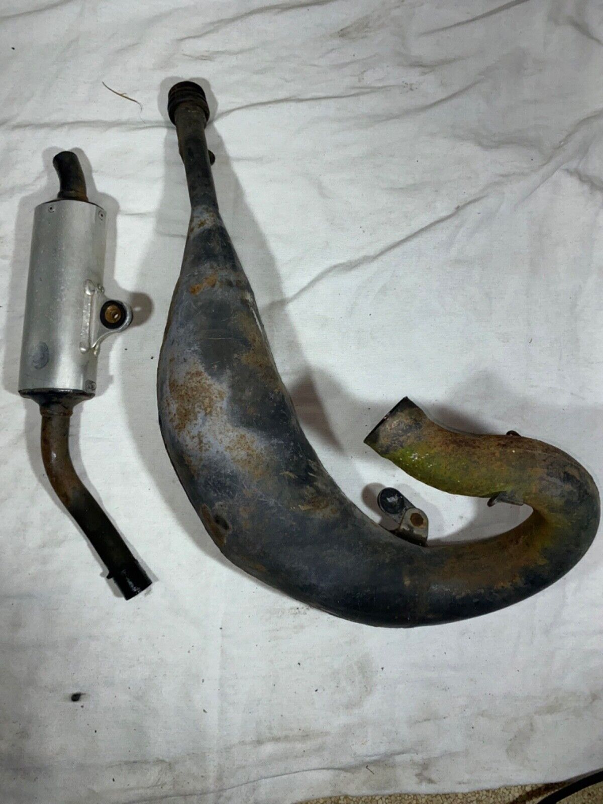 USED OEM 1991 125r 2 STROKE EXHAUST MANIFOLD AND MUFFLER 