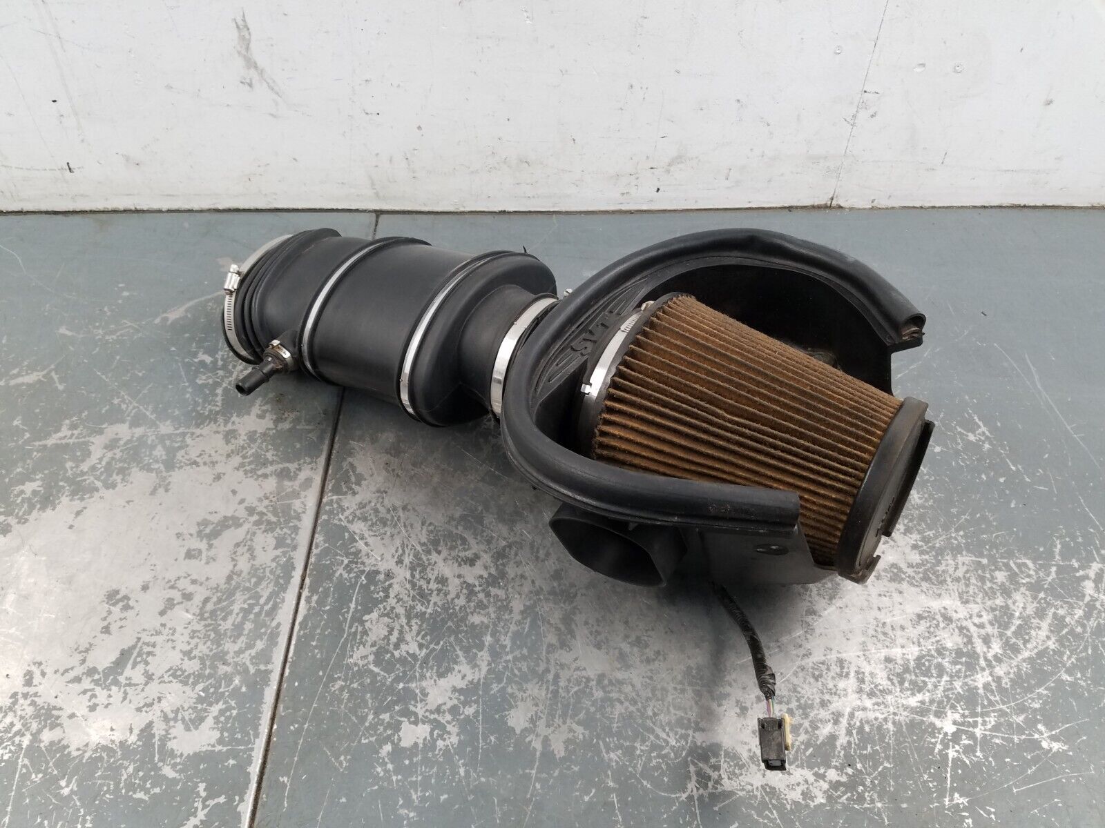 2011 Ford Mustang Shelby GT500 SVT OEM Cold Air Intake Assembly #0887 Q6