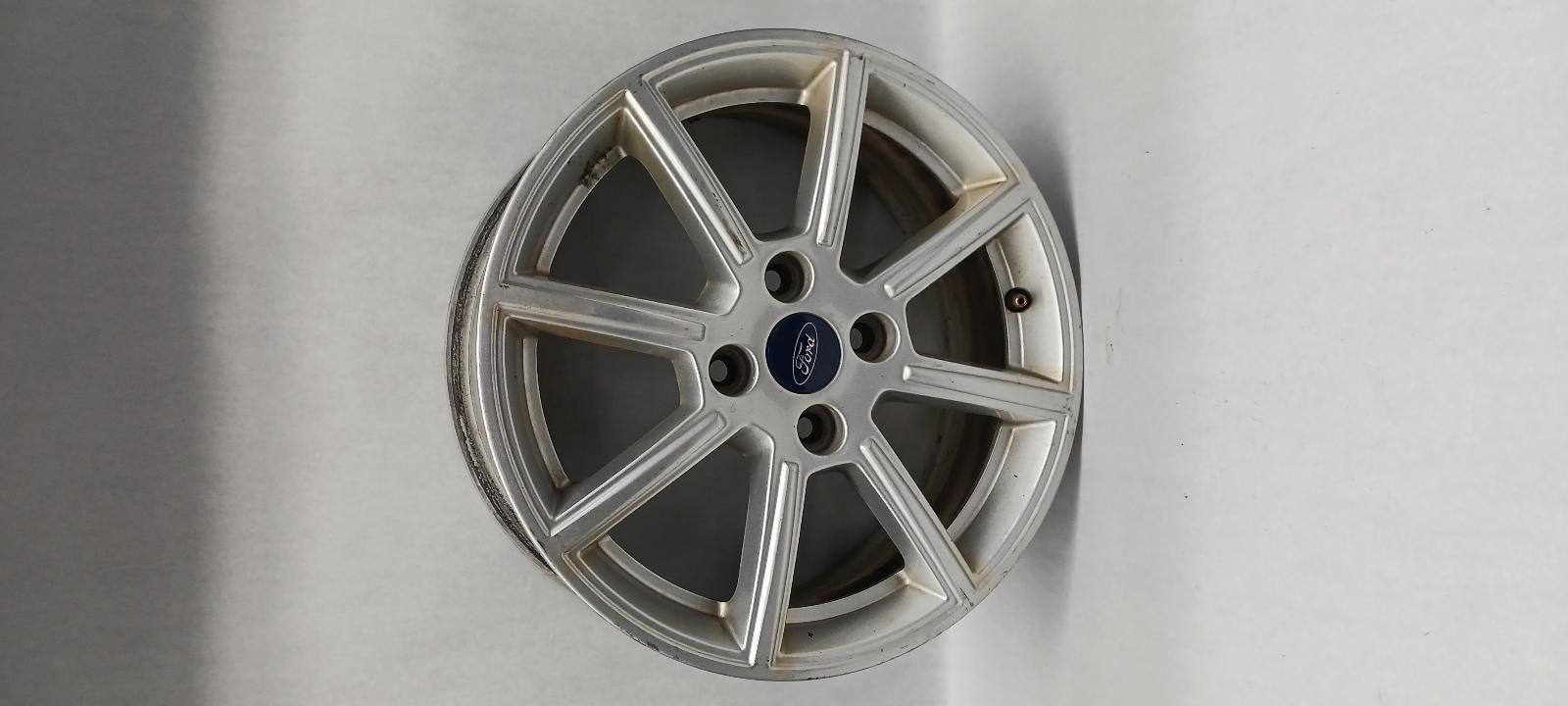 2019 FORD FIESTA Wheel 16x6-1/2 8 spoke silver OEM 14 15 16 17 18 19