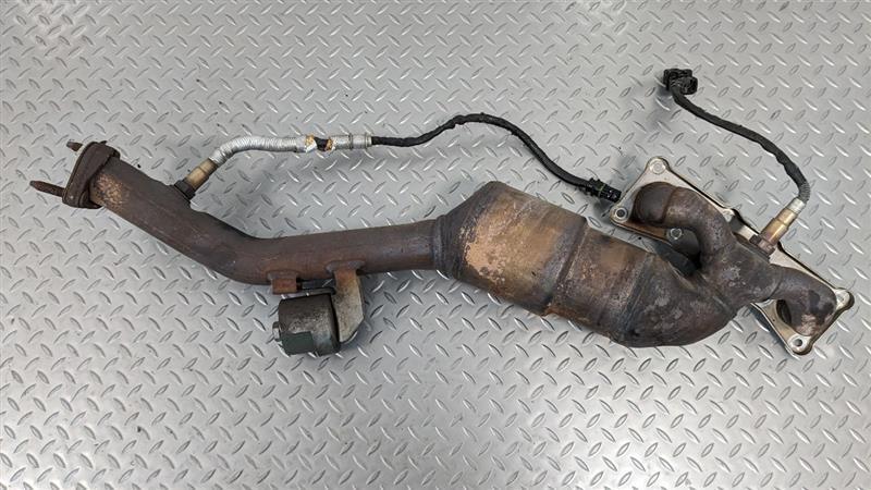 2006-2011 BMW 330I EXHAUST DOWNPIPE 18407568613 OEM