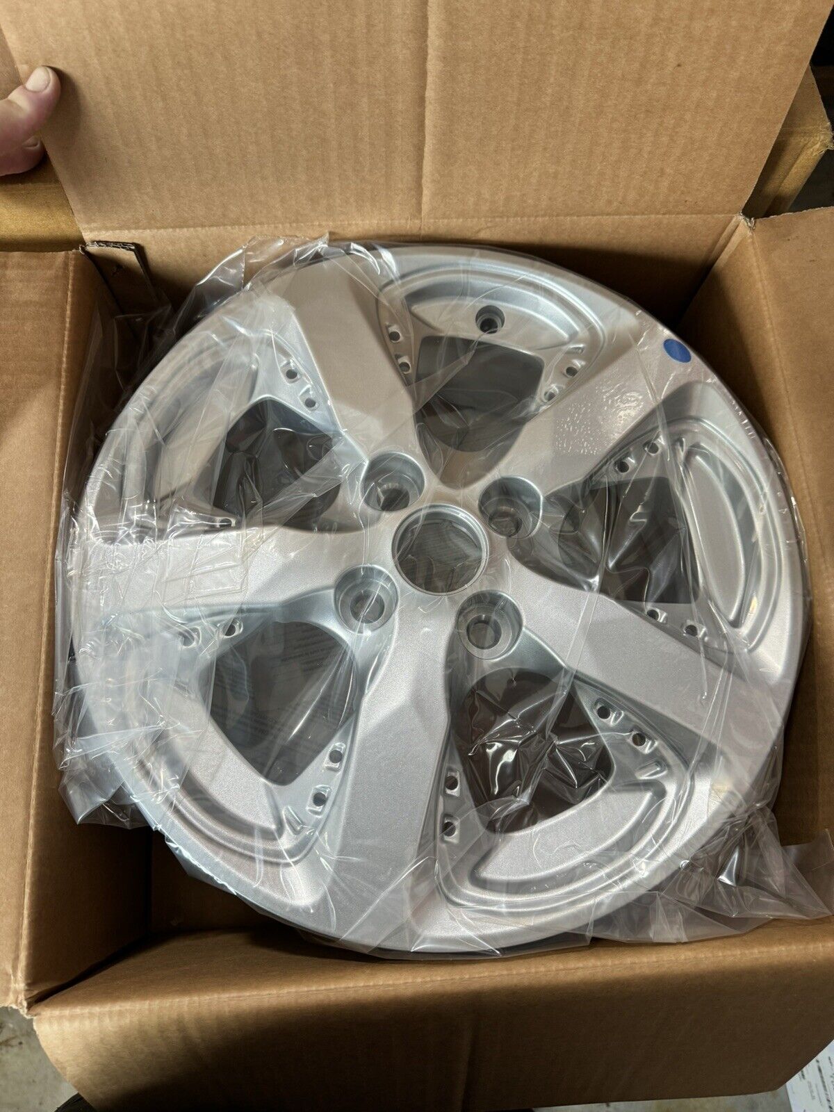 16-18 Chevy Spark Wheel 15X6 Silver  New 95388934