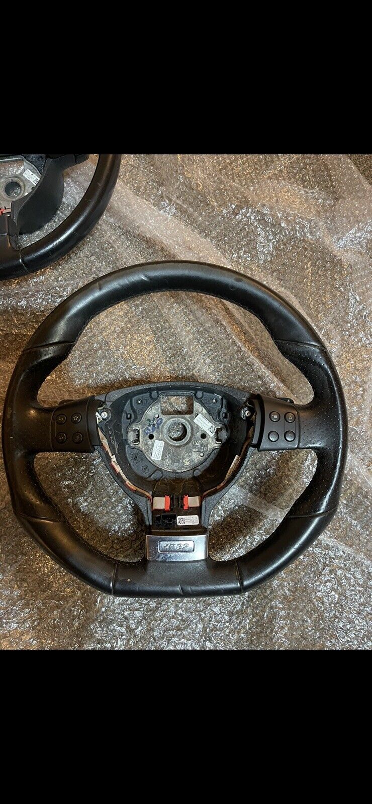 Volkswagen MK5 Golf R32 with DSG paddles Black steering 1 Wheel