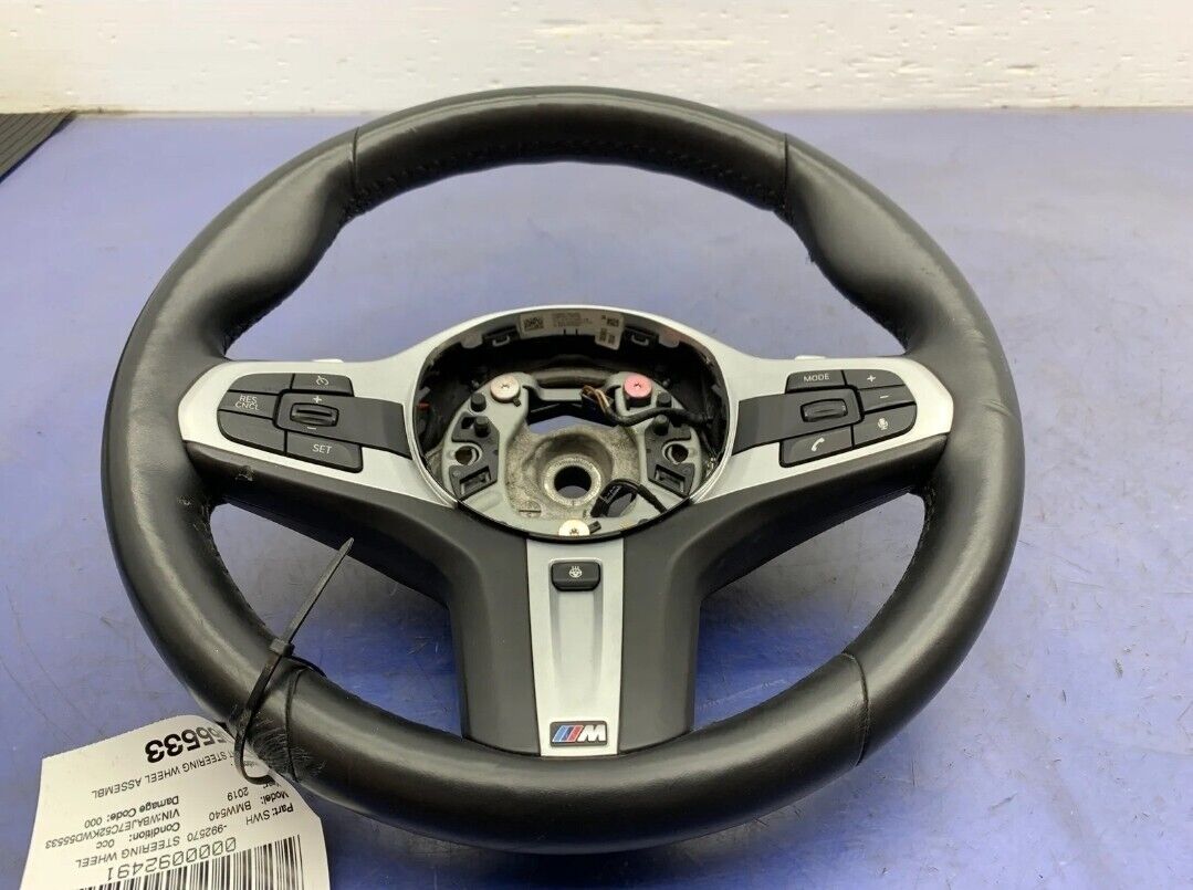 OE BMW M F90 F91 F92 M5 M8 G30 G15 Steering wheel with selfdrive+heated+ paddles