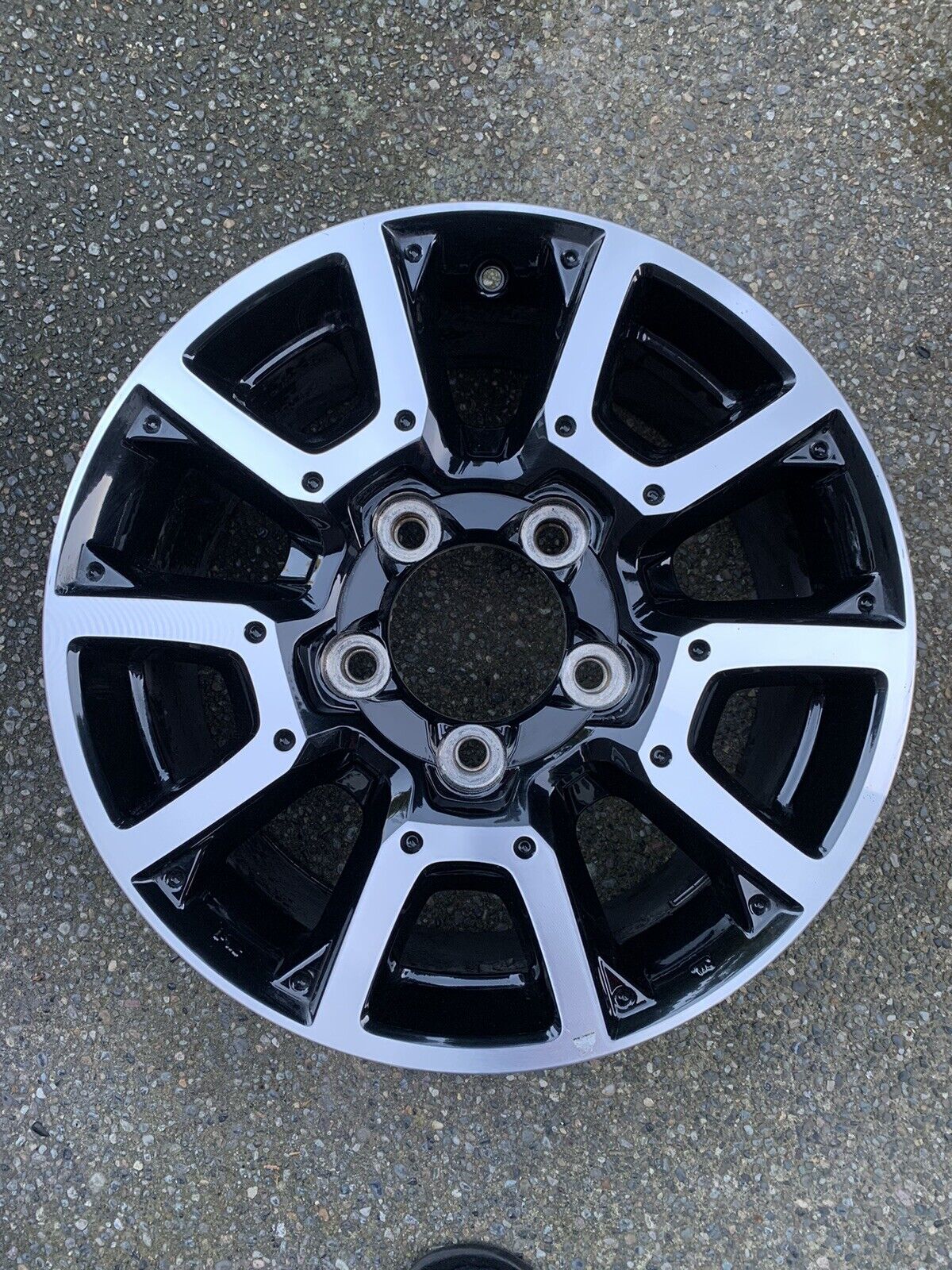 1 18'' Toyota Tundra OEM Black Machined Alloy Wheel Rim 2014-2021 75157