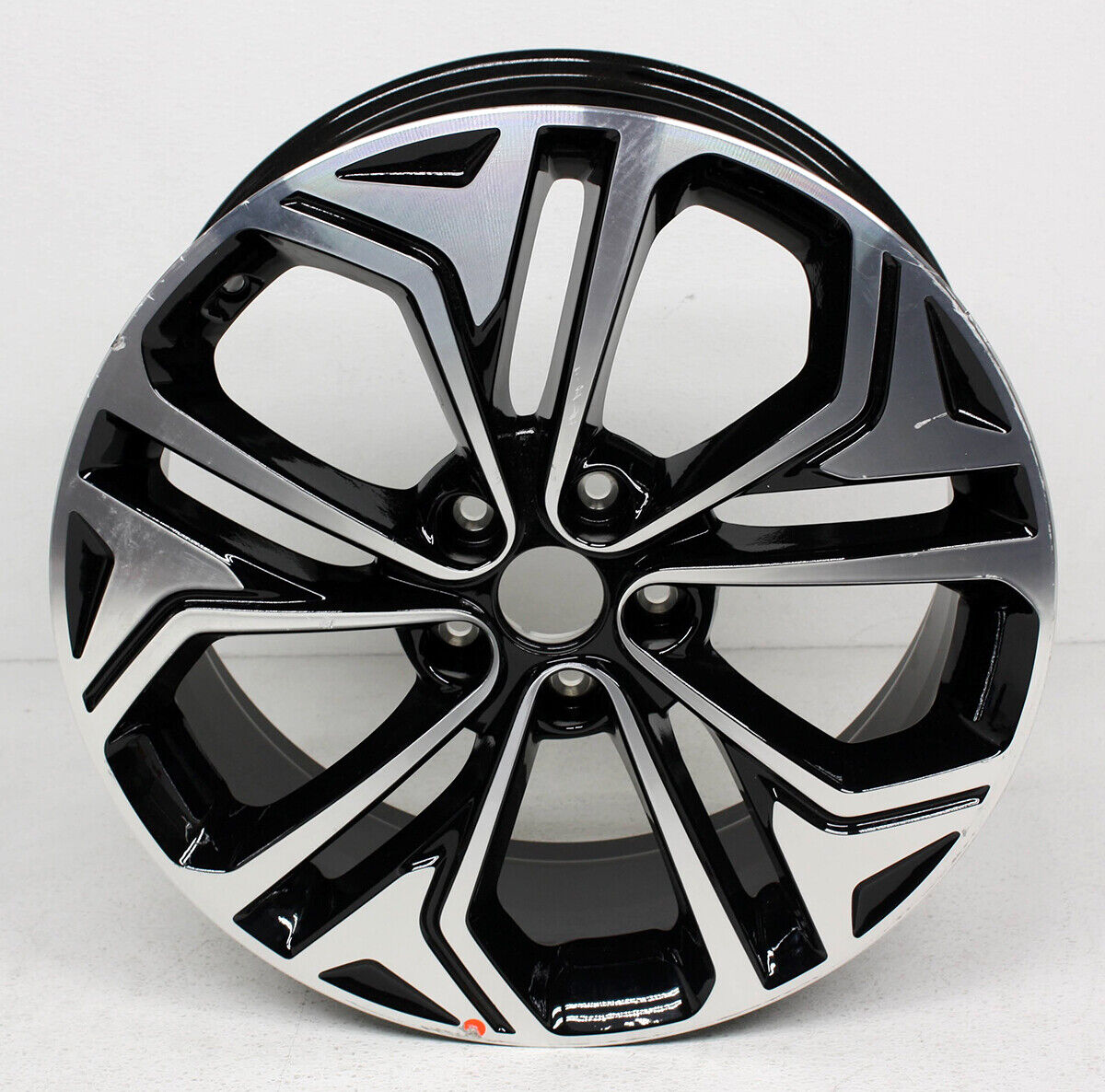 OEM Wheel 19 Inch Rim For Hyundai Santa Fe US built 52910-S1310 Scratches, Gouge