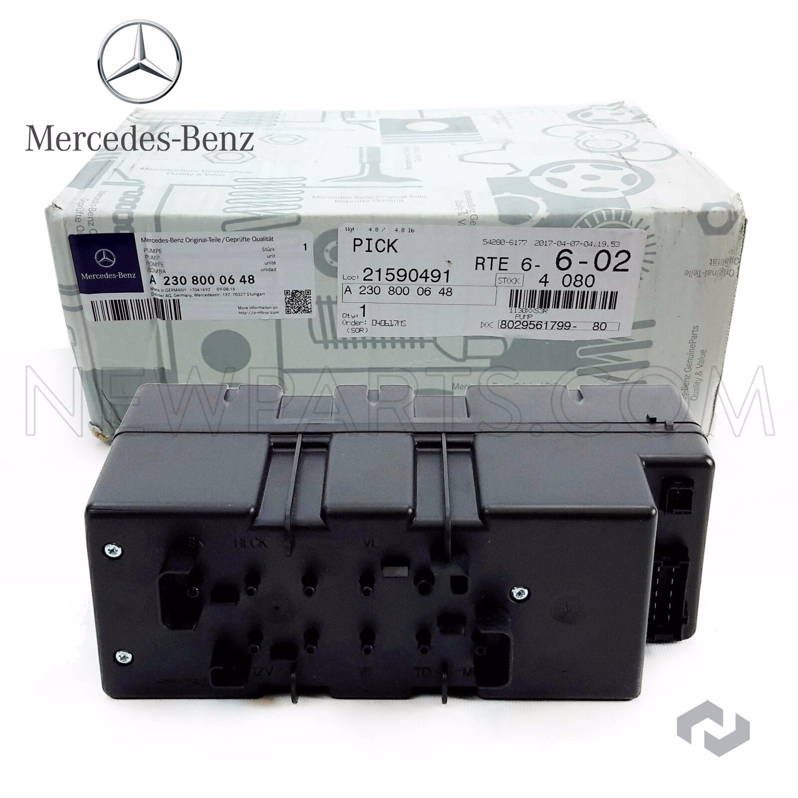 For Mercedes R230 SL550 SL55 AMG Central Locking Vacuum Supply Pump In Trunk