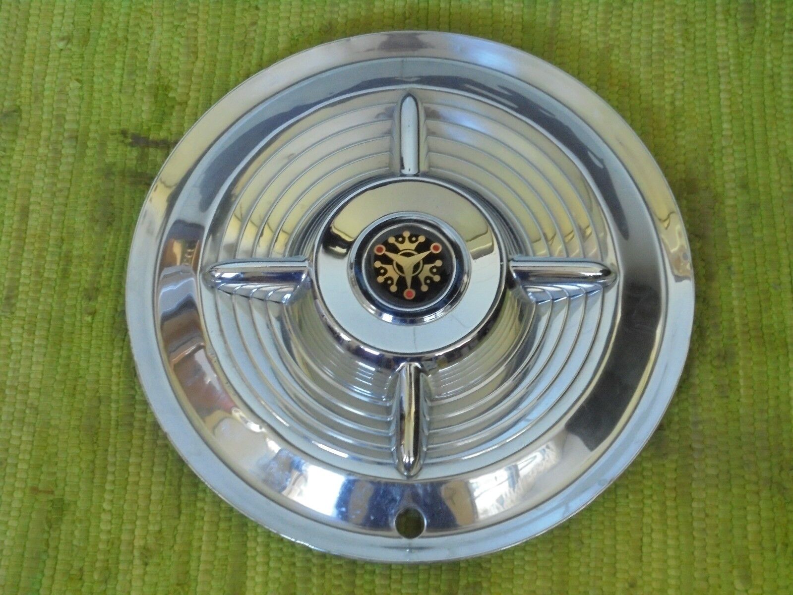 1956 Monarch Spinner HUB CAP 15\