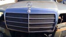 Grille 126 Type Fits 88-91 Mercedes 300SE OEM picture